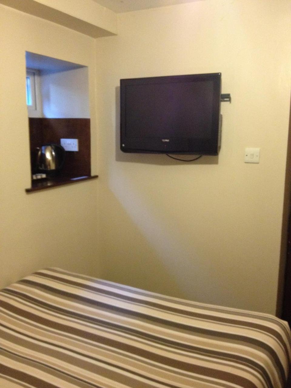 Photo of Basic Double Room with External Bathroom #3