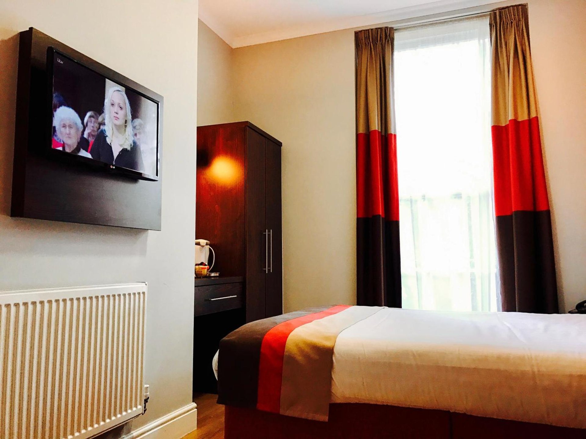Royal Cambridge Hotel photo 3