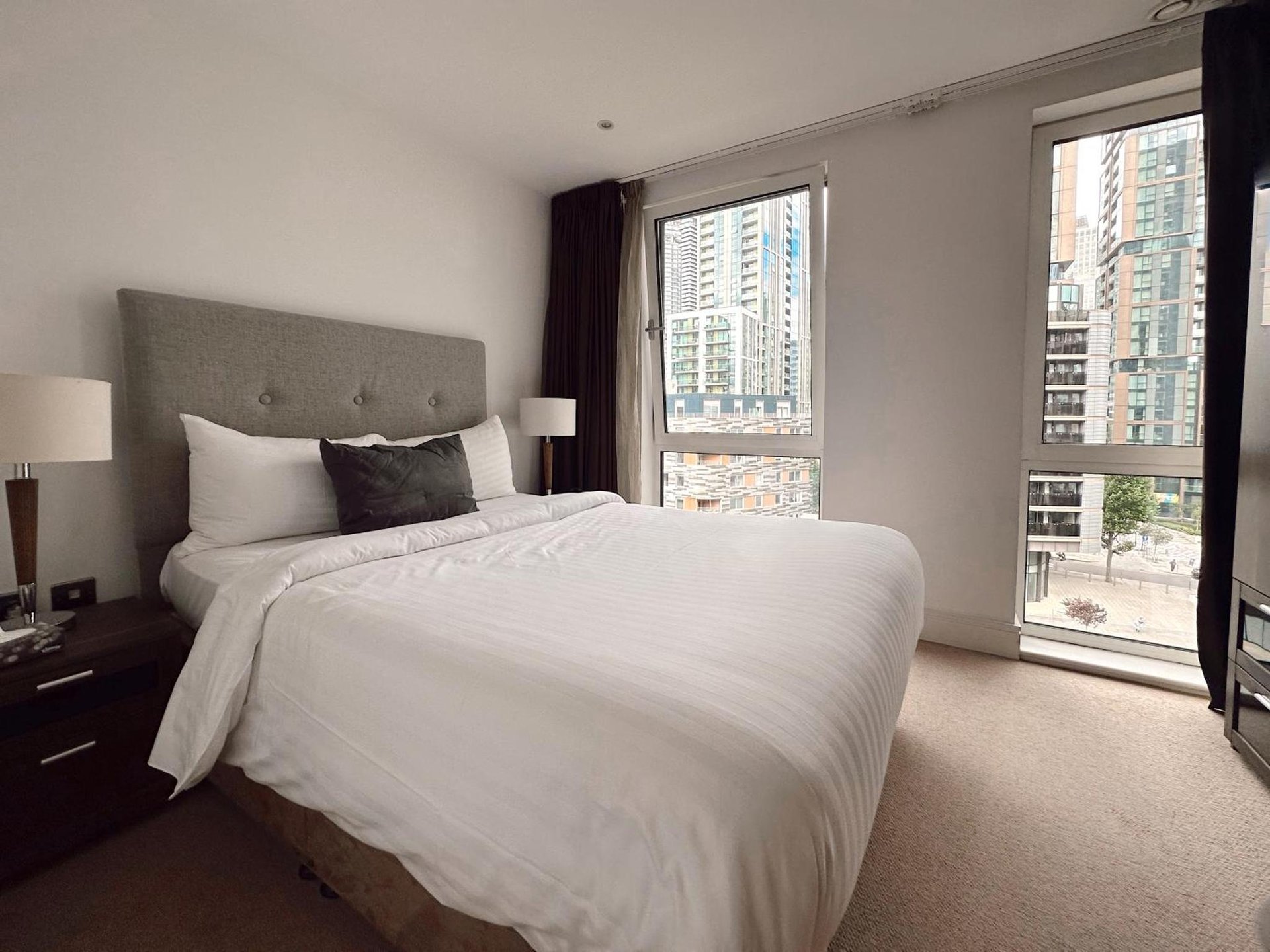 Canary Wharf - Luxury Apartments photo 1