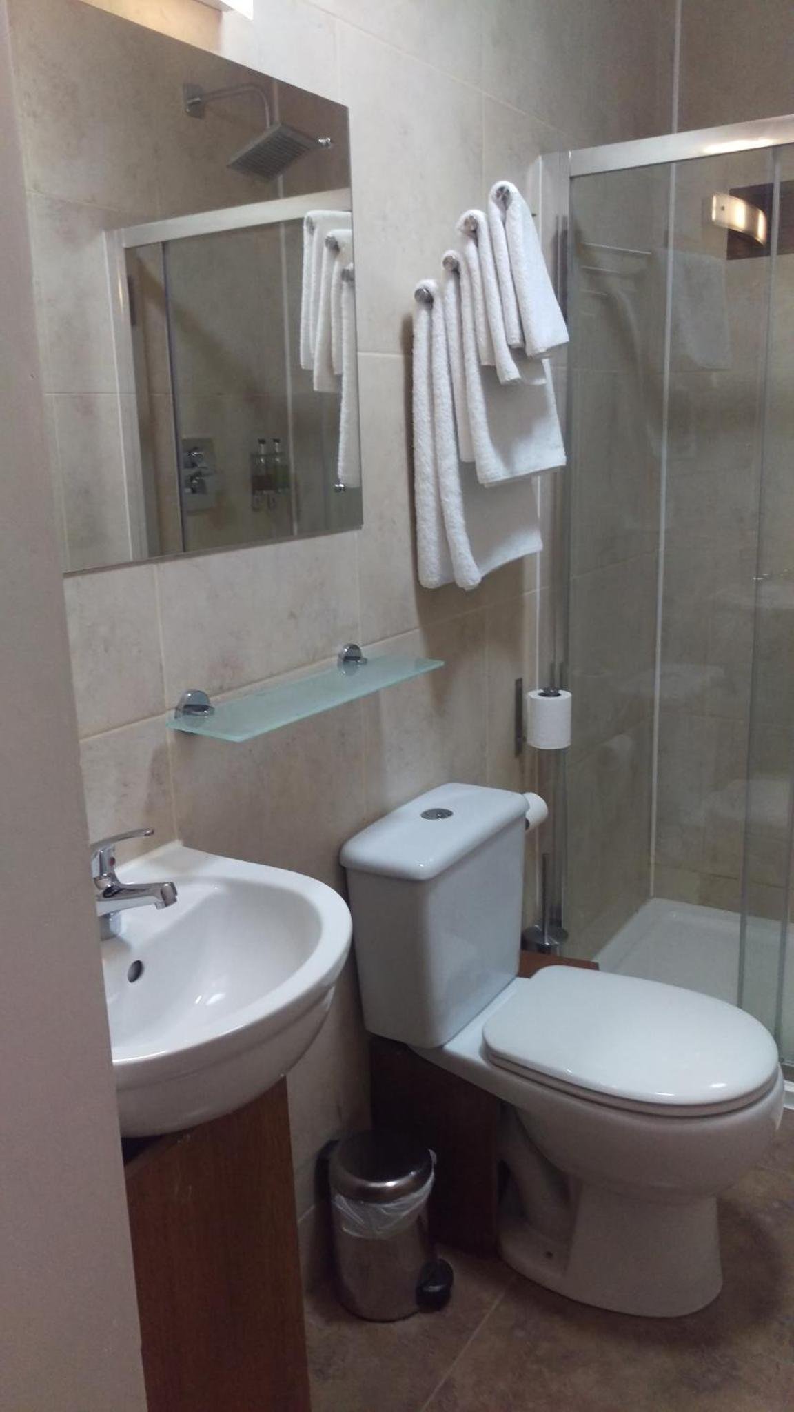 Photo of Single Room #0