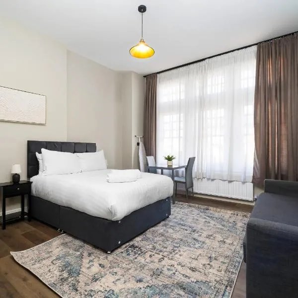 Willesden Green Modern Living Suites — Greater London, London