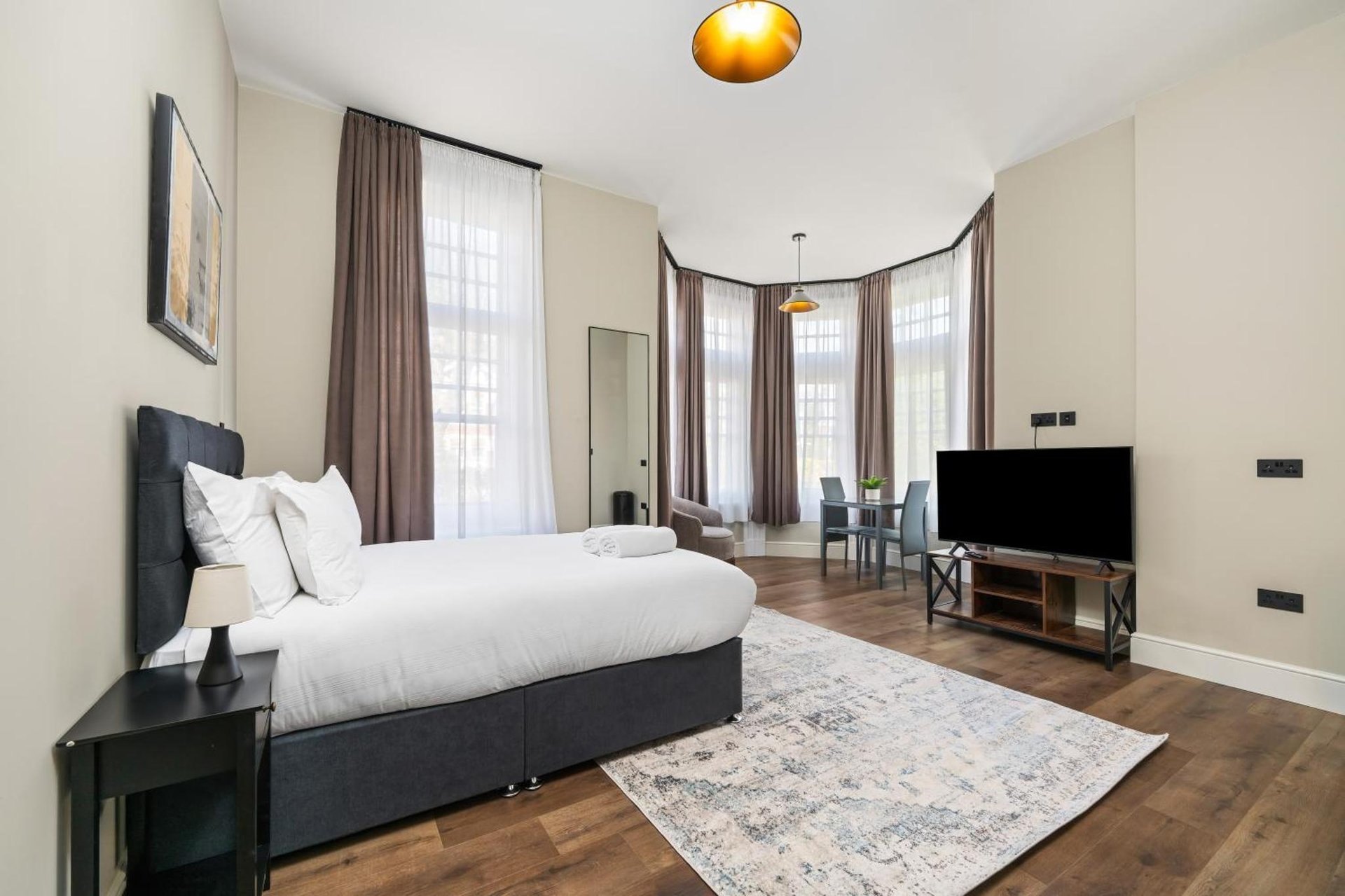 Willesden Green Modern Living Suites photo 4