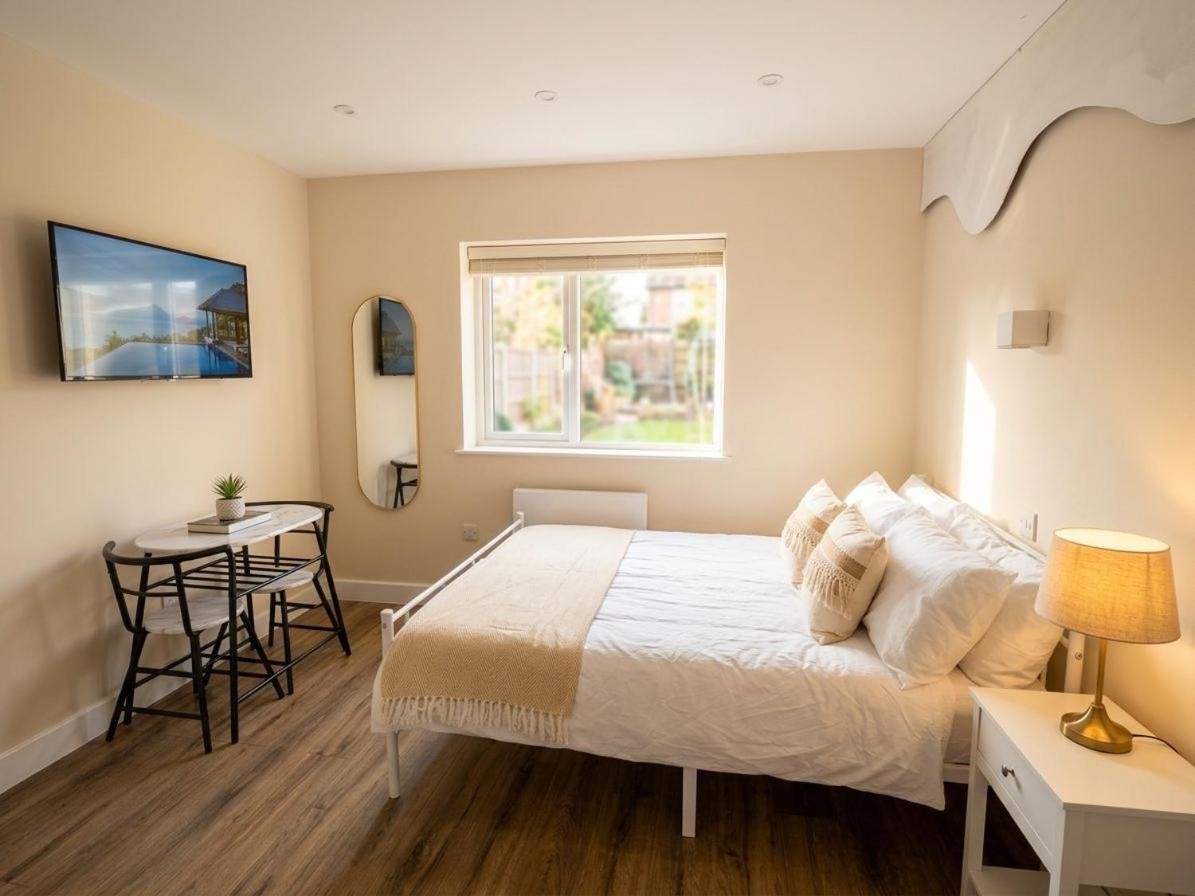 3 Central London Studios near Shoreditch photo 2