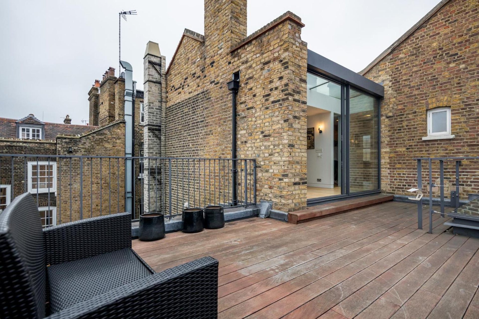 Stay Kula London - Holborn photo 4