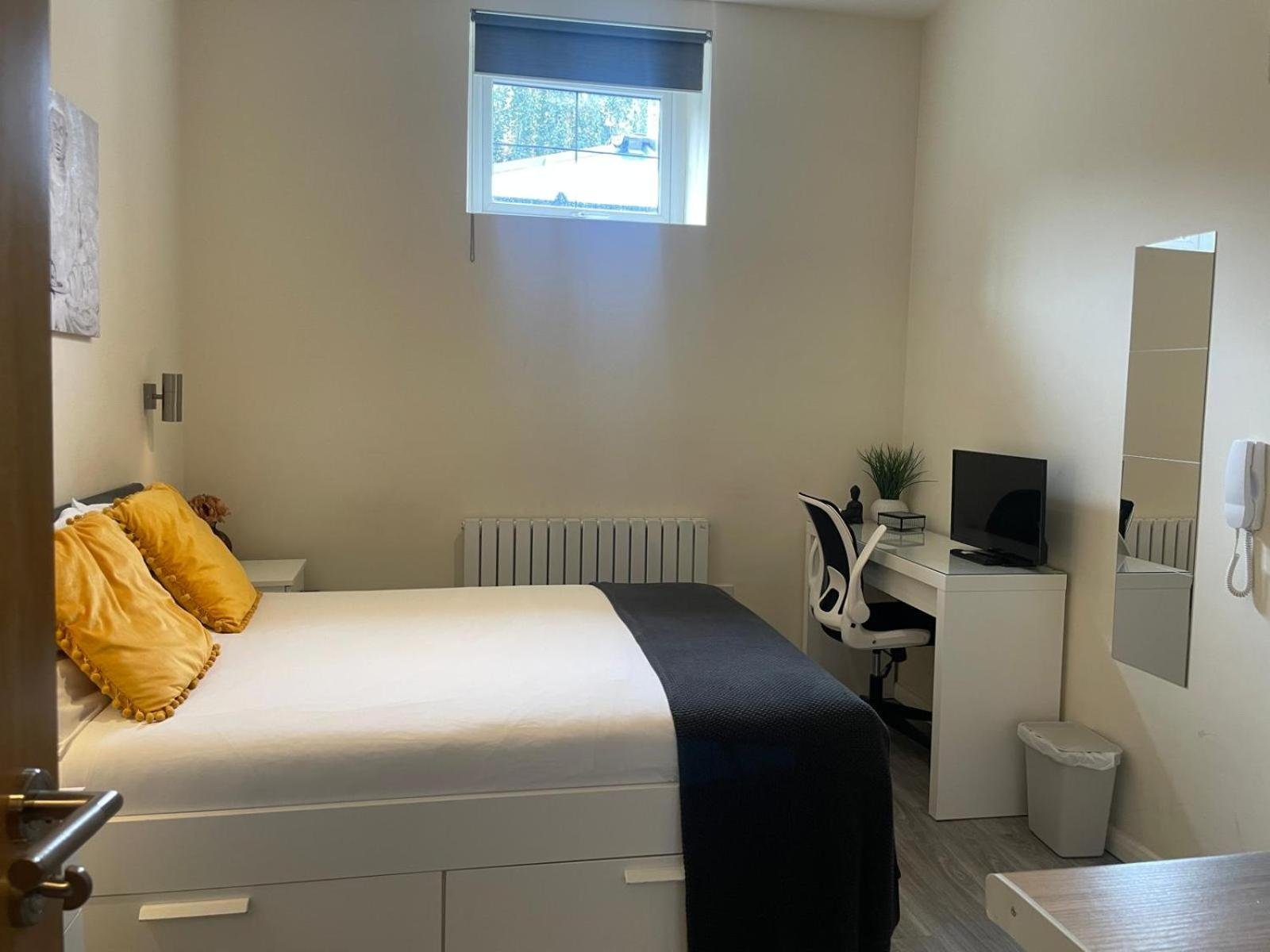 Grays Inn Road - Room 1 photo 3
