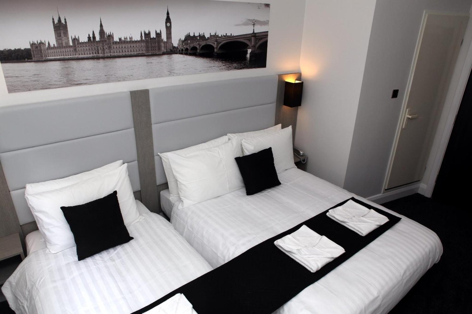 The Omega Hotel photo 2