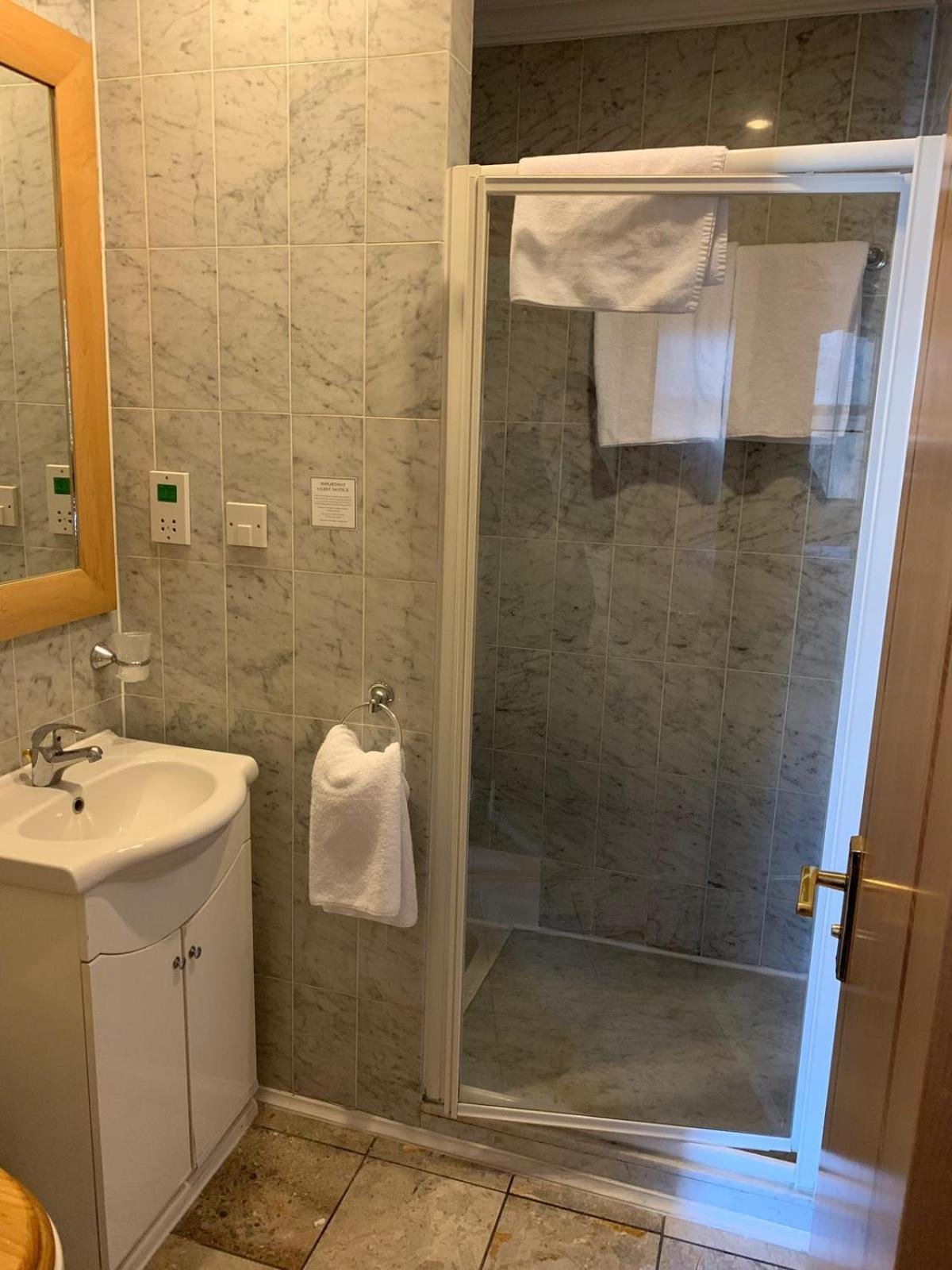 Troy Hotel photo 2