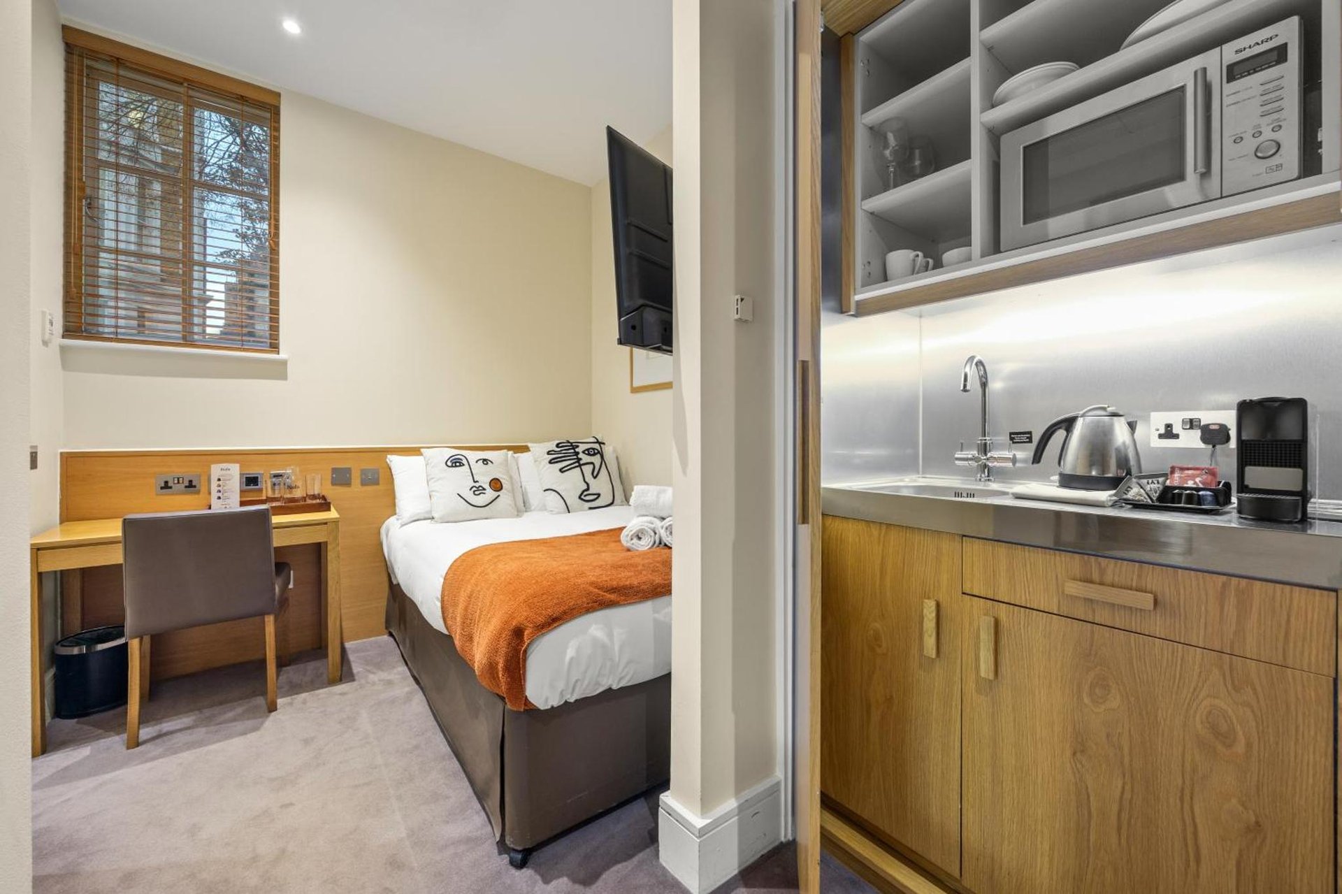 Stay Kula London - Kensington photo 3