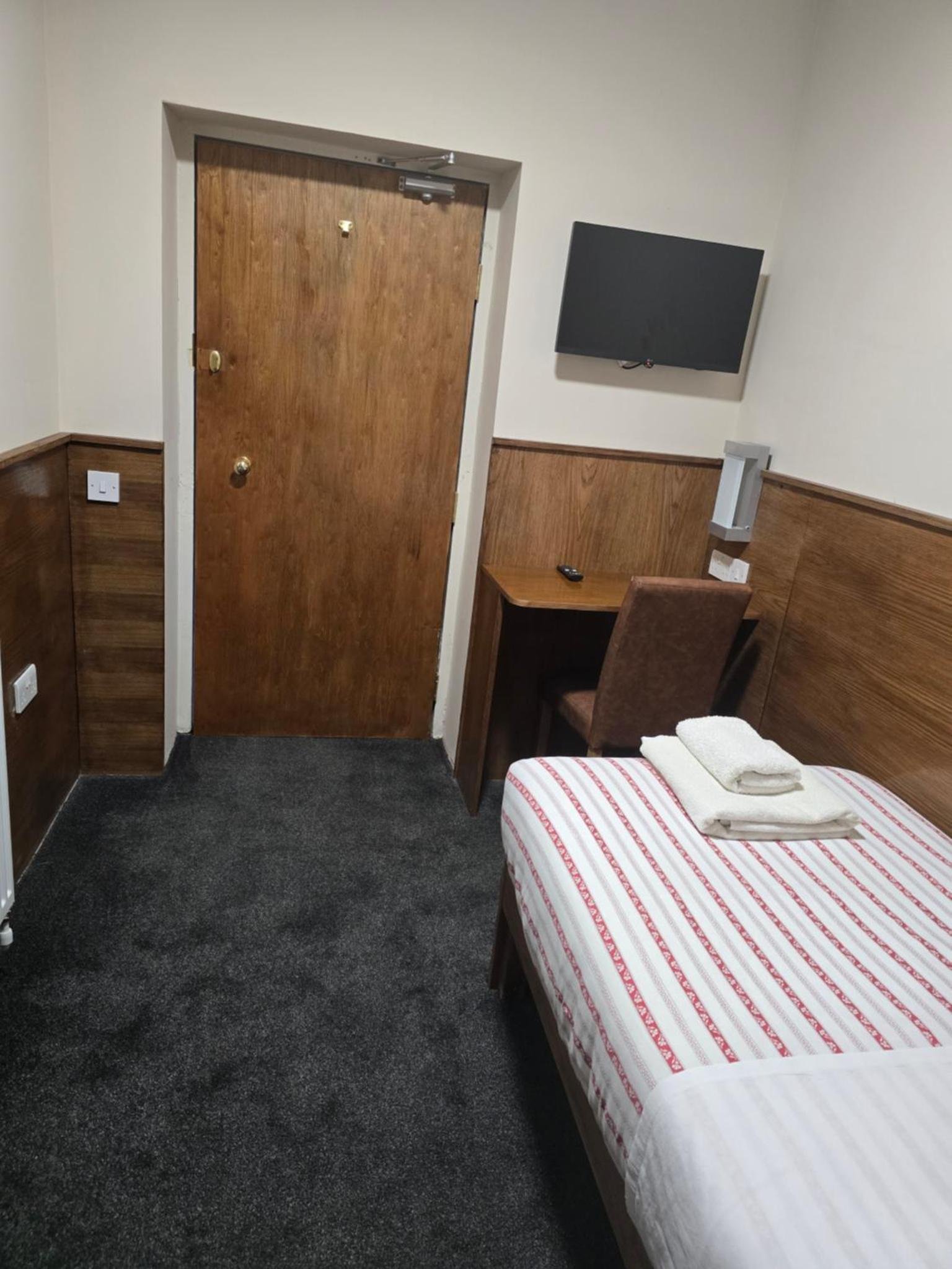Deluxe Single Room