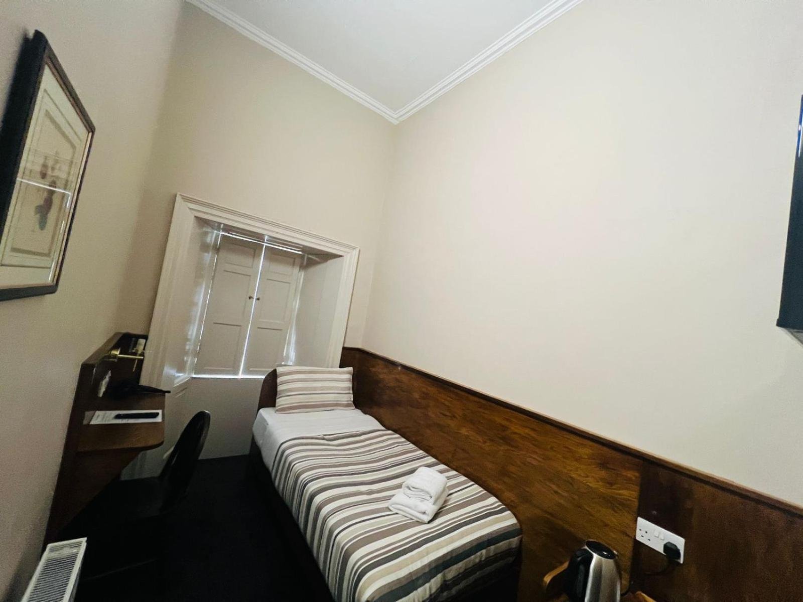 Deluxe Single Room