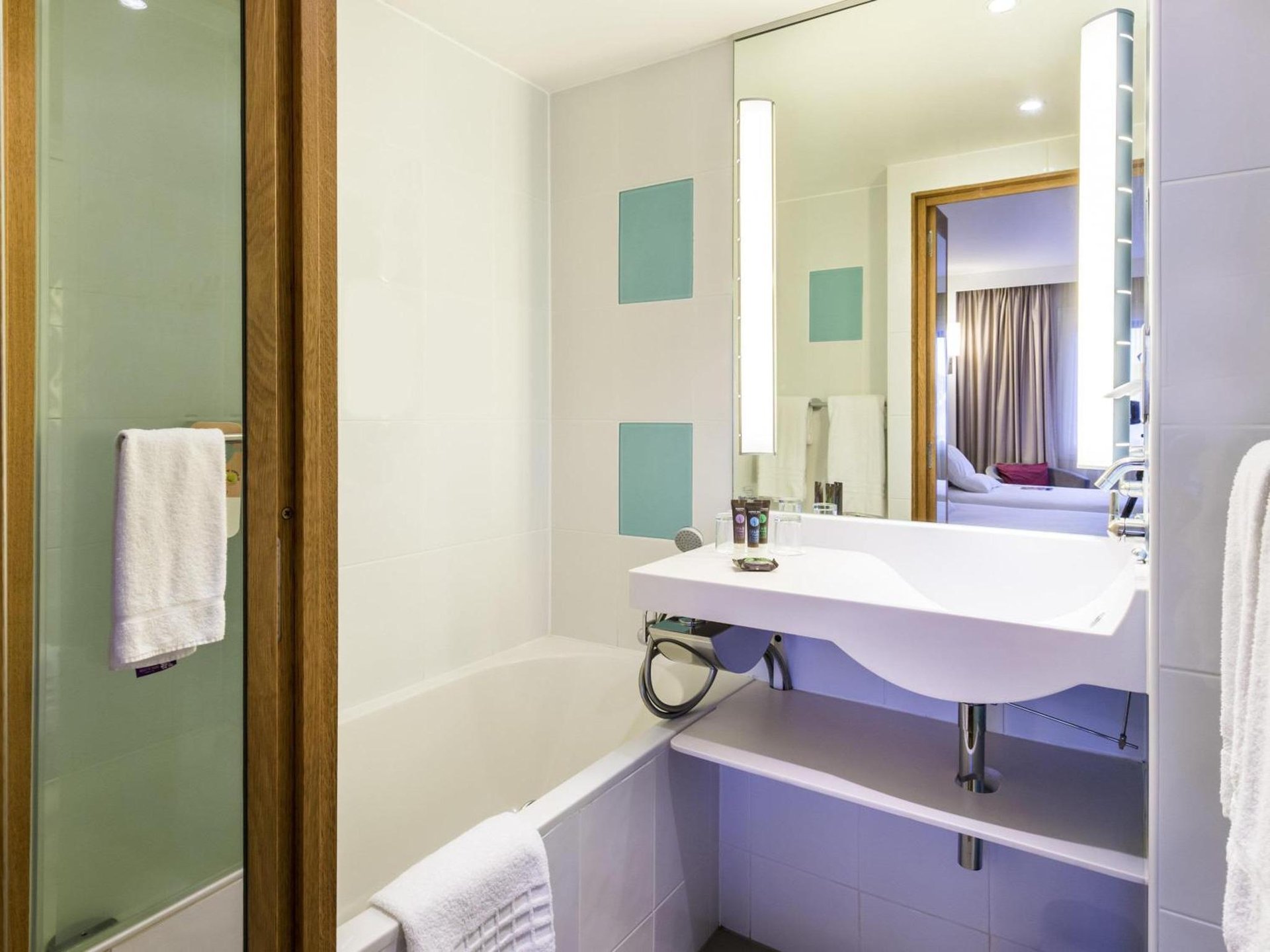Novotel London Paddington photo 2