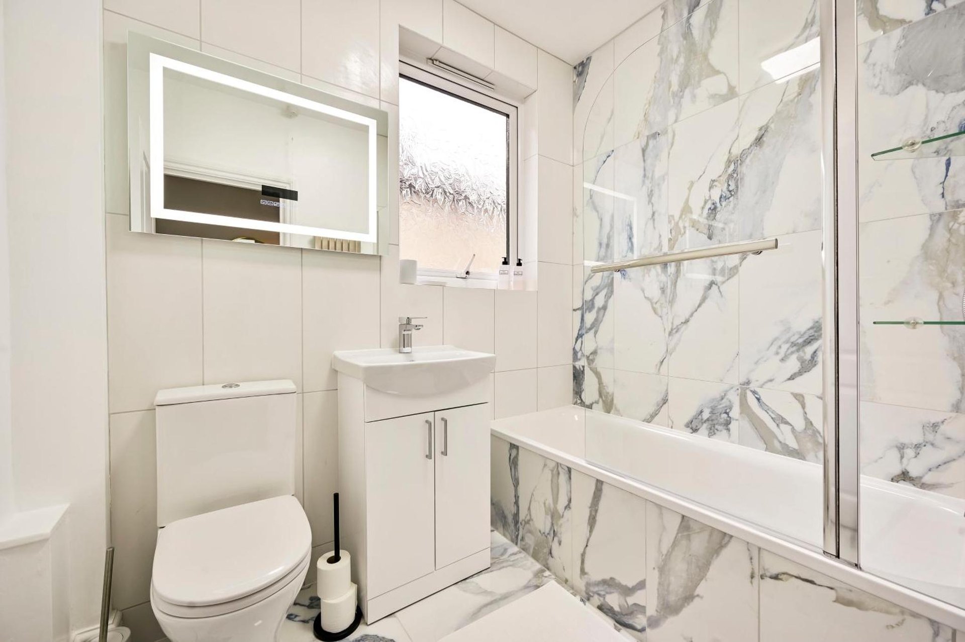 A two bedroom a stride away from Meridian Greenwich photo 2