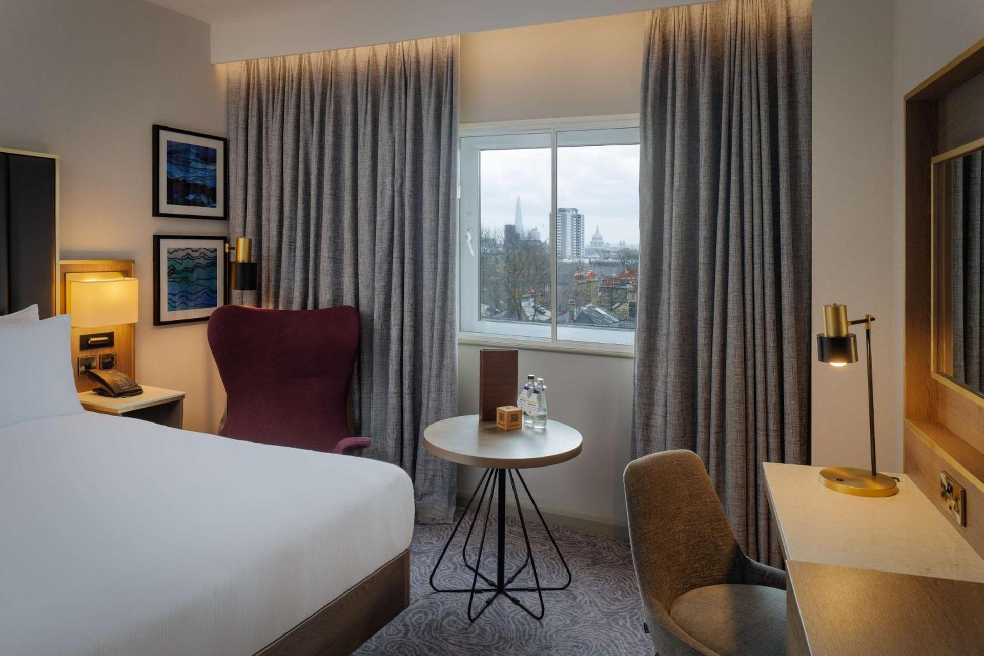 DoubleTree by Hilton London Angel Kings Cross photo 1