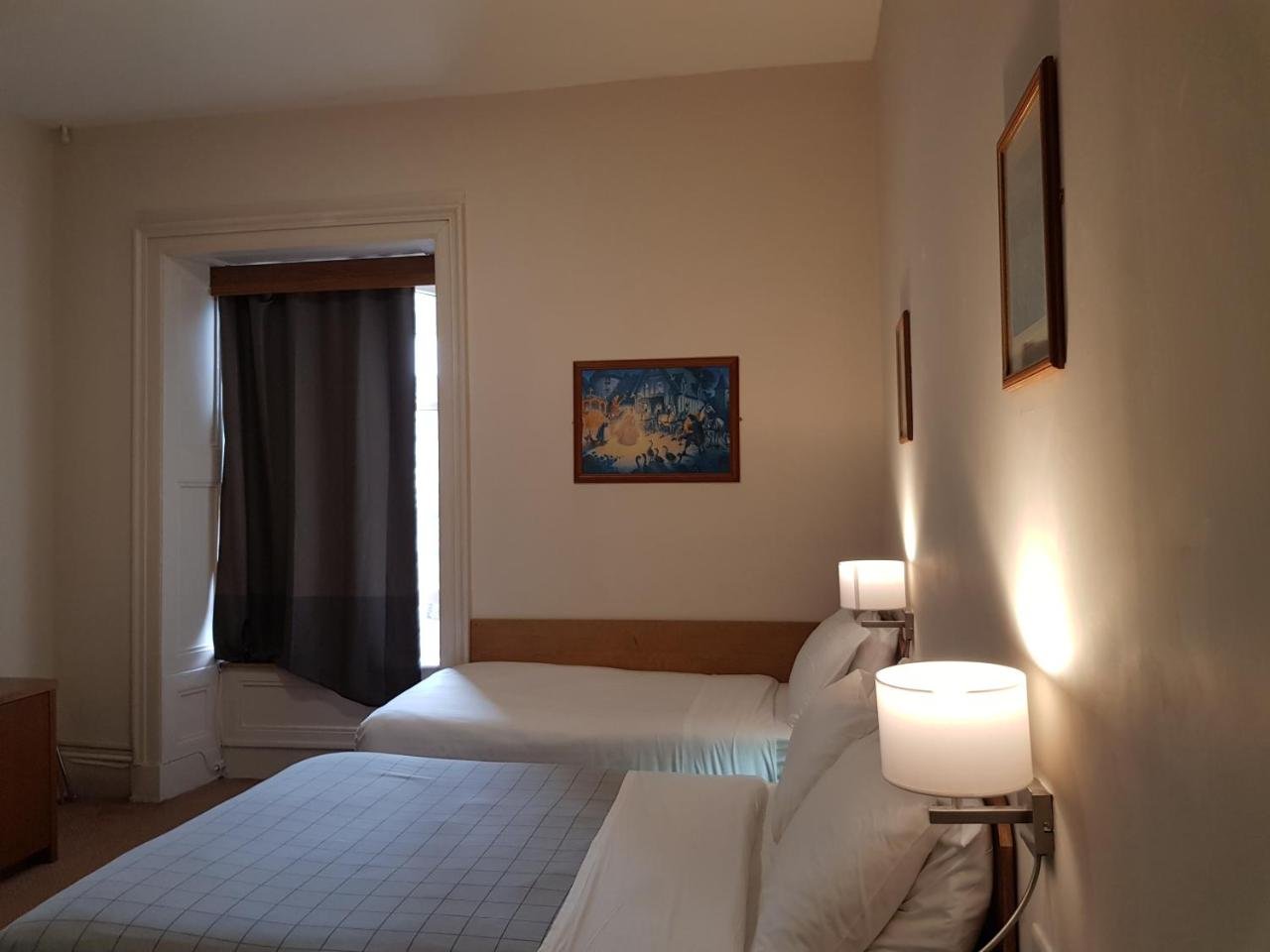 Photo of Family Room #14