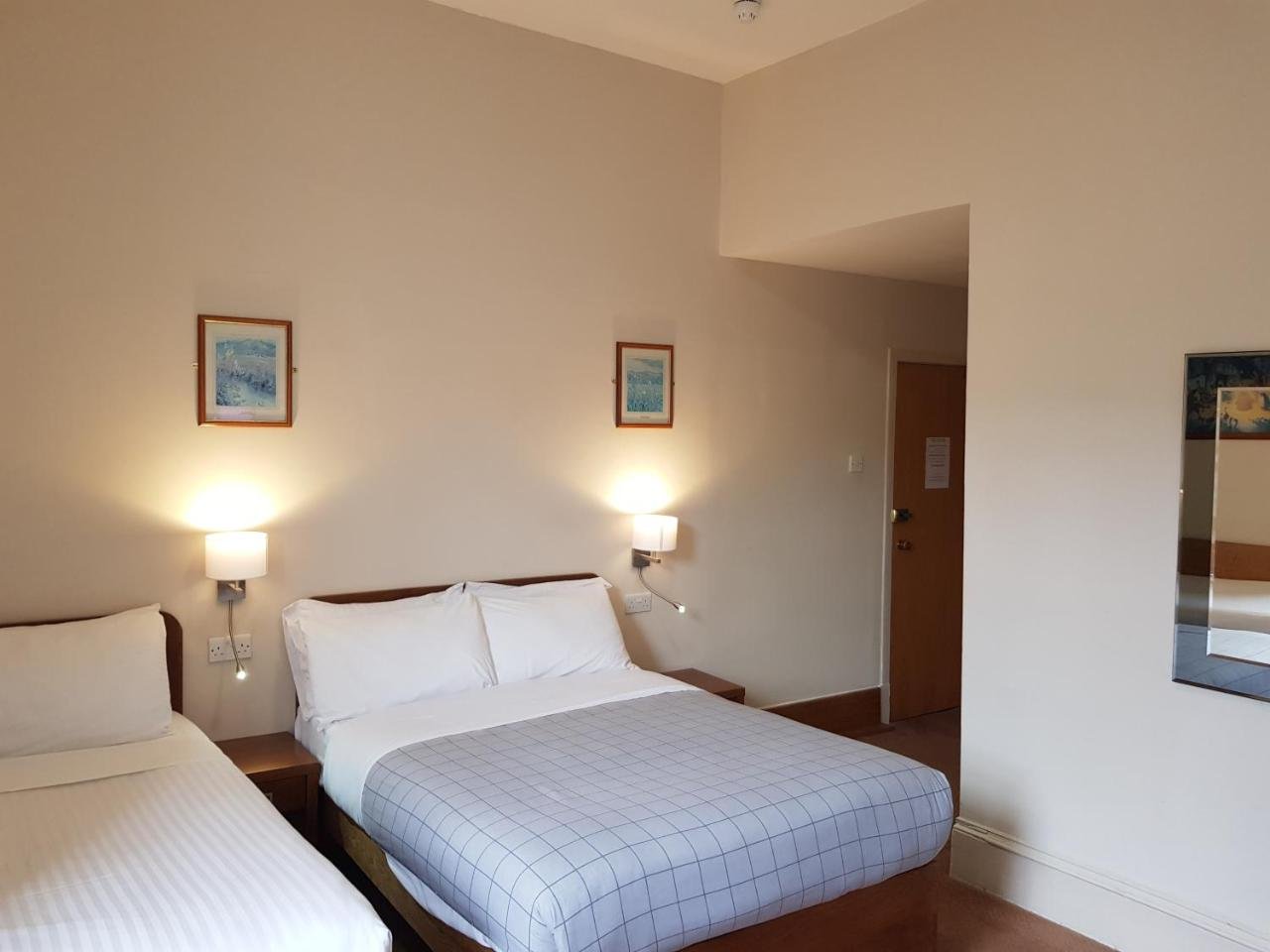 Photo of Family Room #13