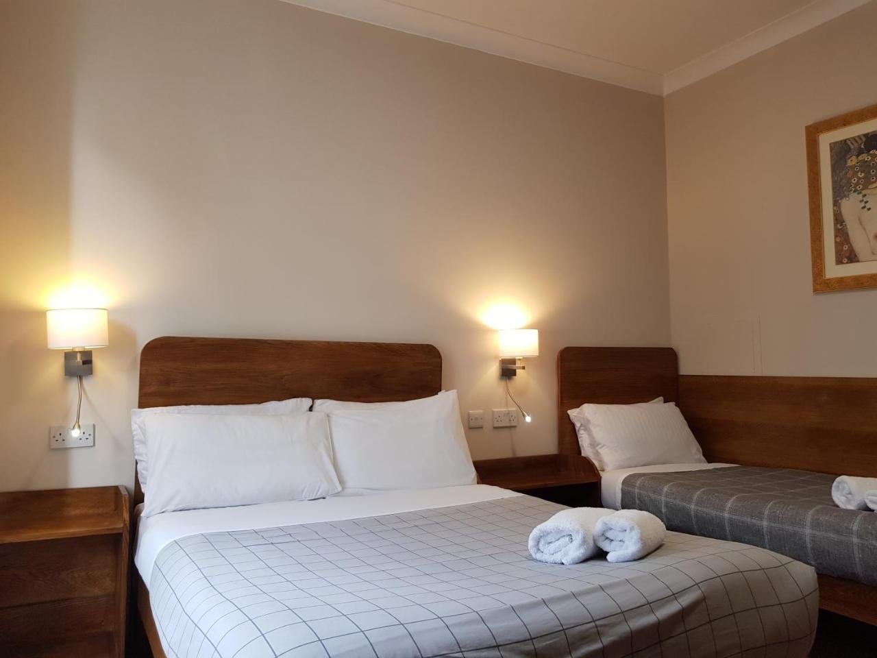 Photo of Family Room #33