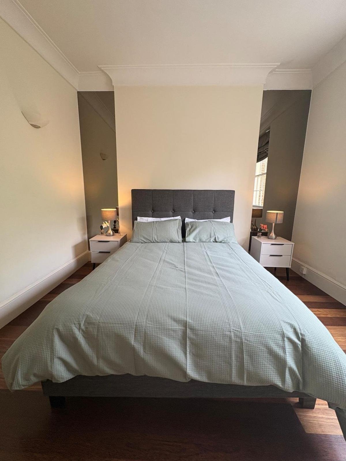 Stylish 1 Bed in Knightsbridge Prime Location photo 3