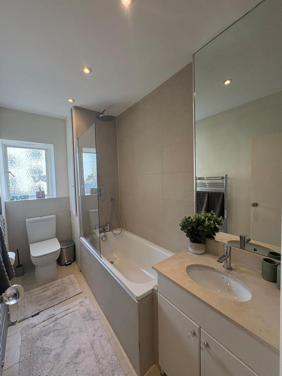 Stylish 1 Bed in Knightsbridge Prime Location photo 4