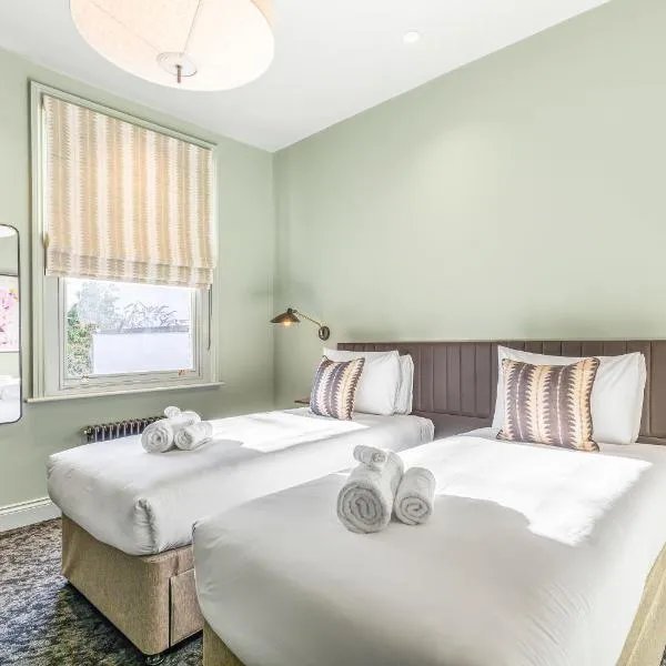 Clapham Guest House — Greater London, London