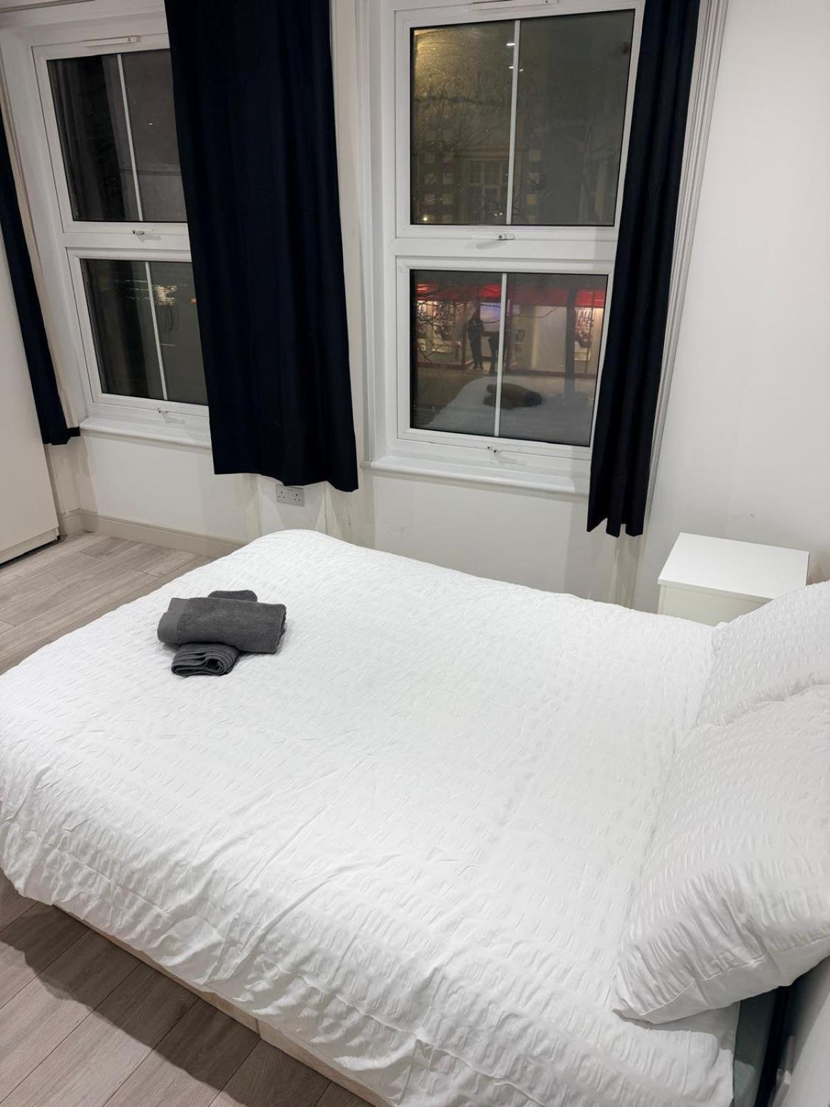 Modern Studios Elephant and Castle photo 4