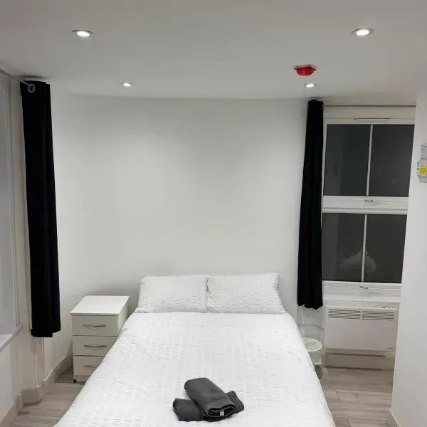Modern Studios Elephant and Castle