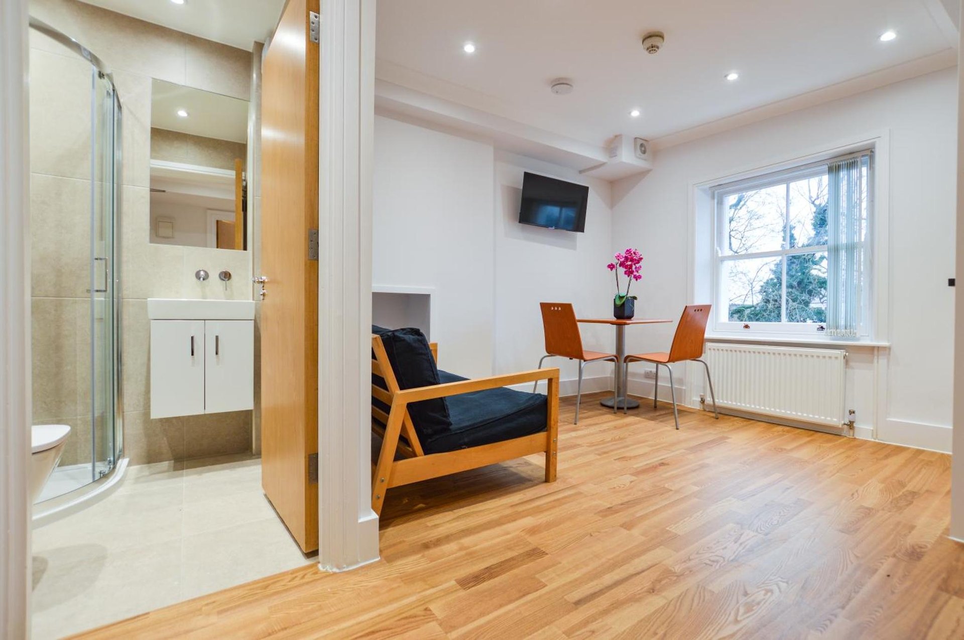 Westbourne Crescent Serviced Apartments photo 2