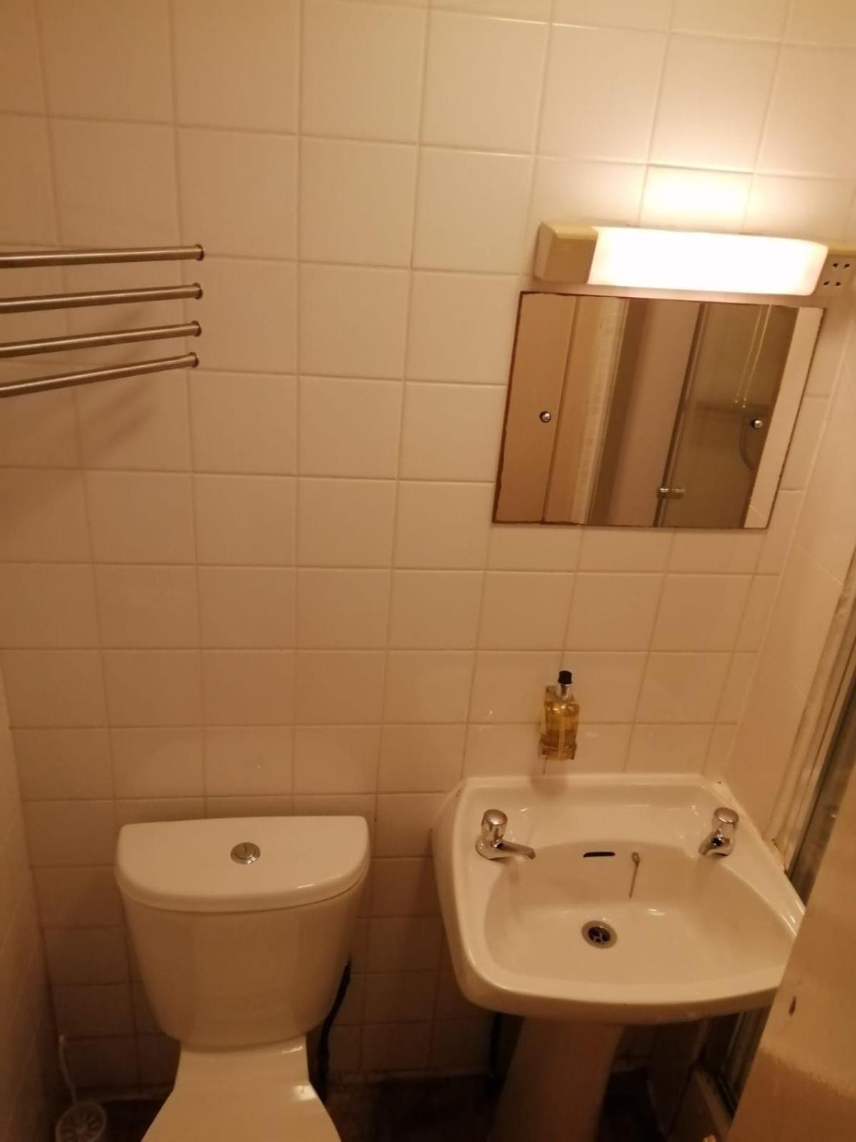 Single Room with Private External Bathroom
