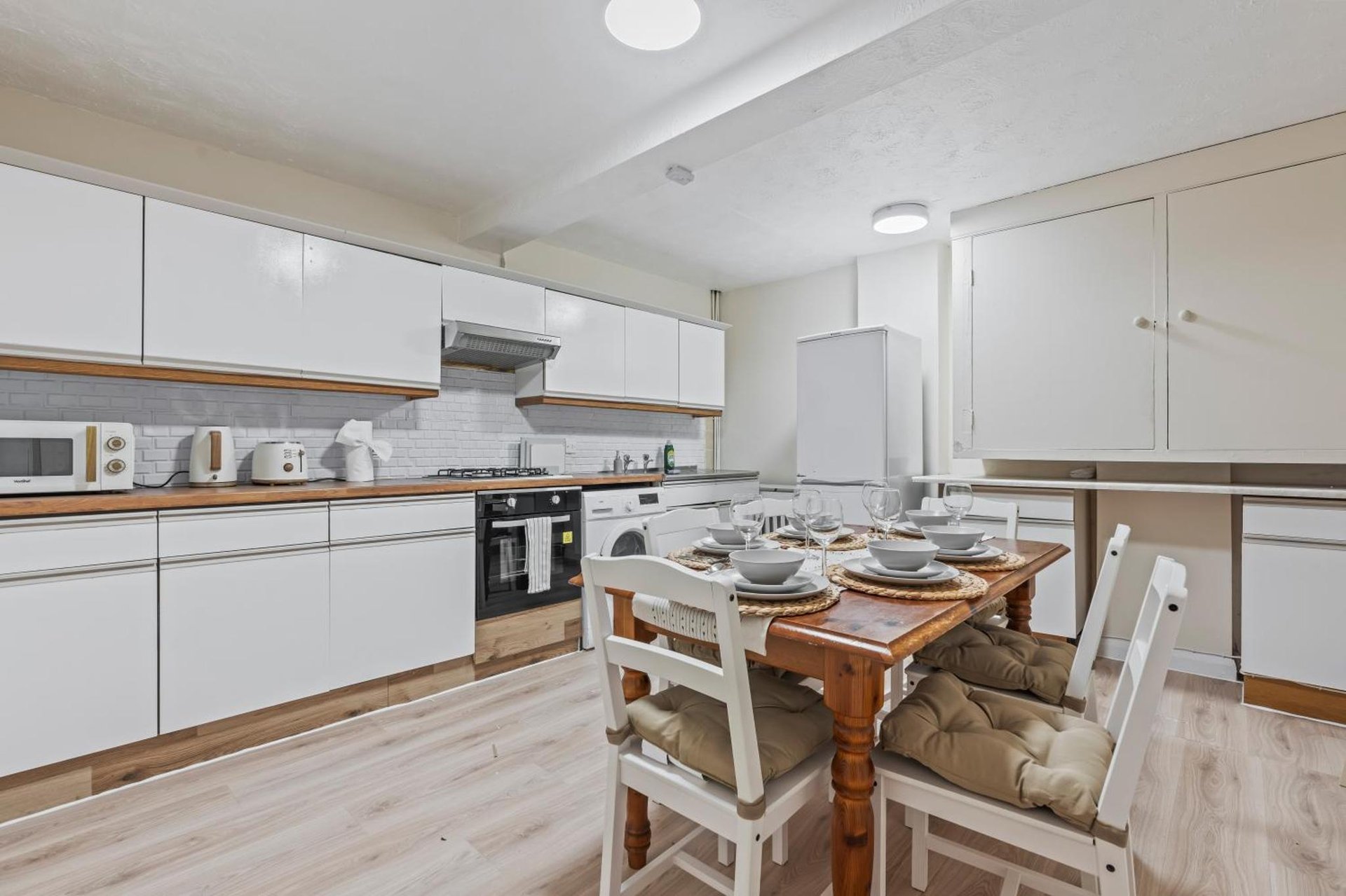 Stylish 3 Bed Fulham Sleeps 10, Stamford Bridge photo 3
