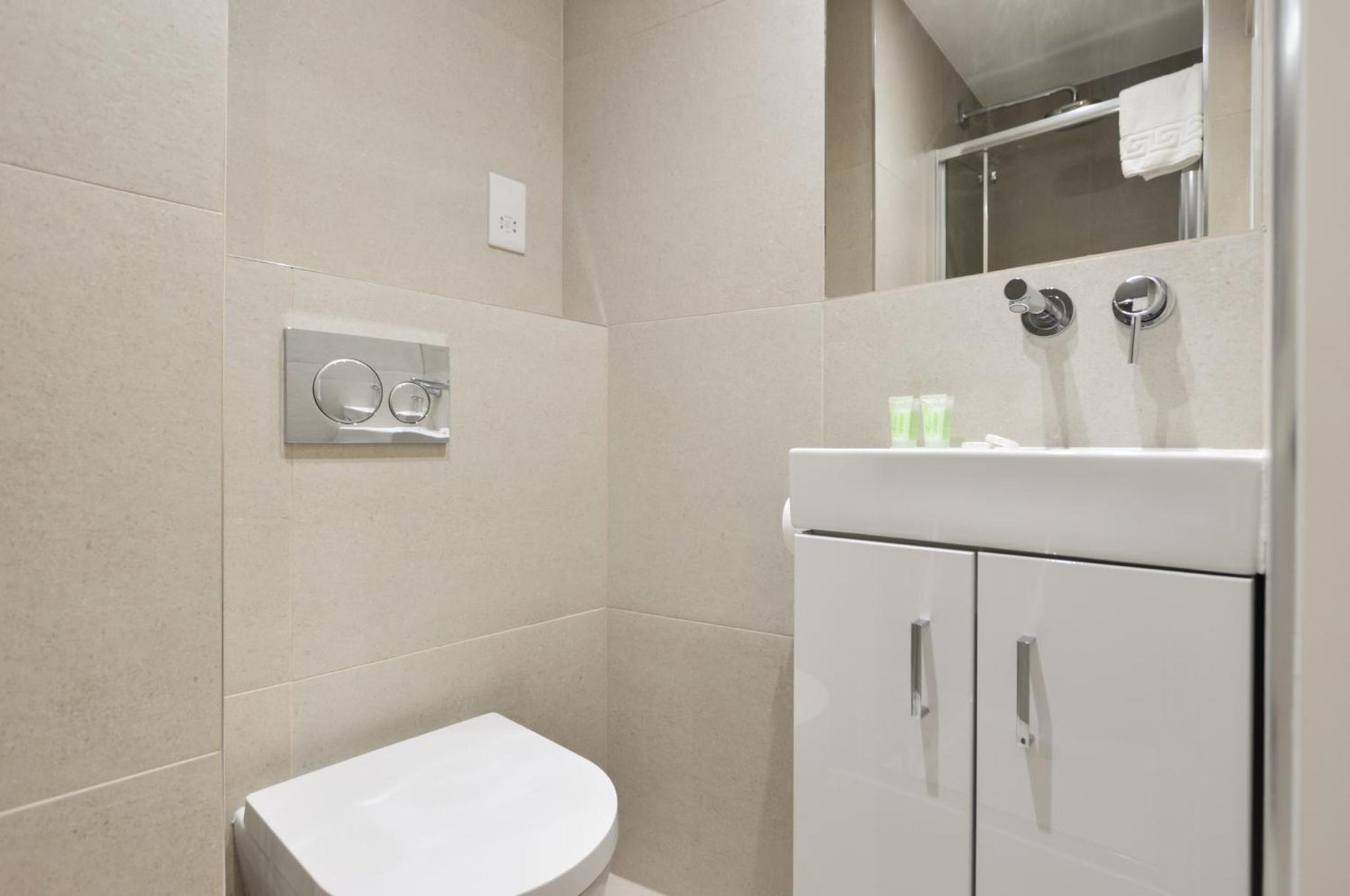 StayPrime Fitzrovia Serviced Apartments photo 4