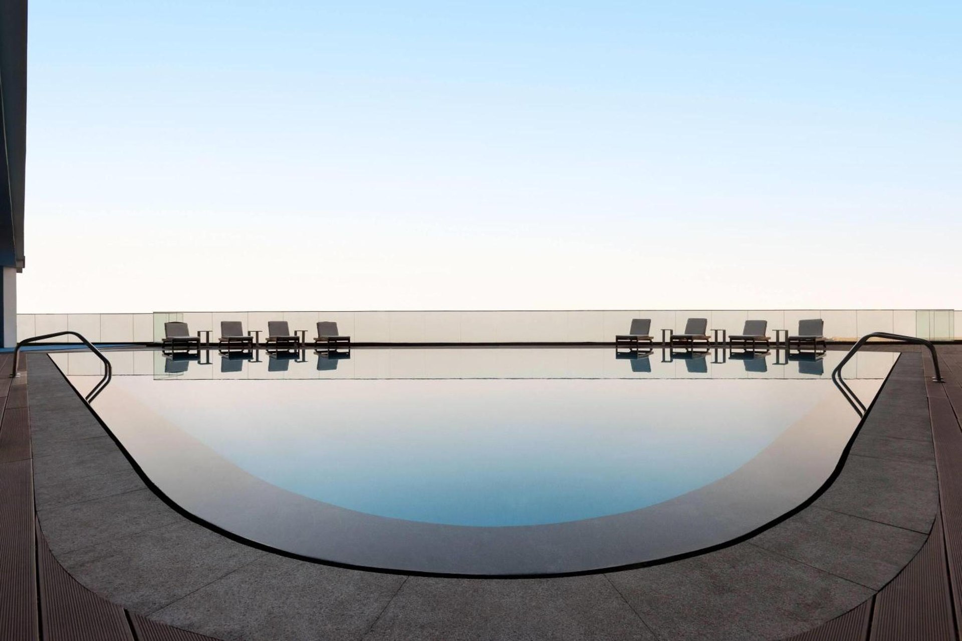 Wyndham Garden Ajman Corniche