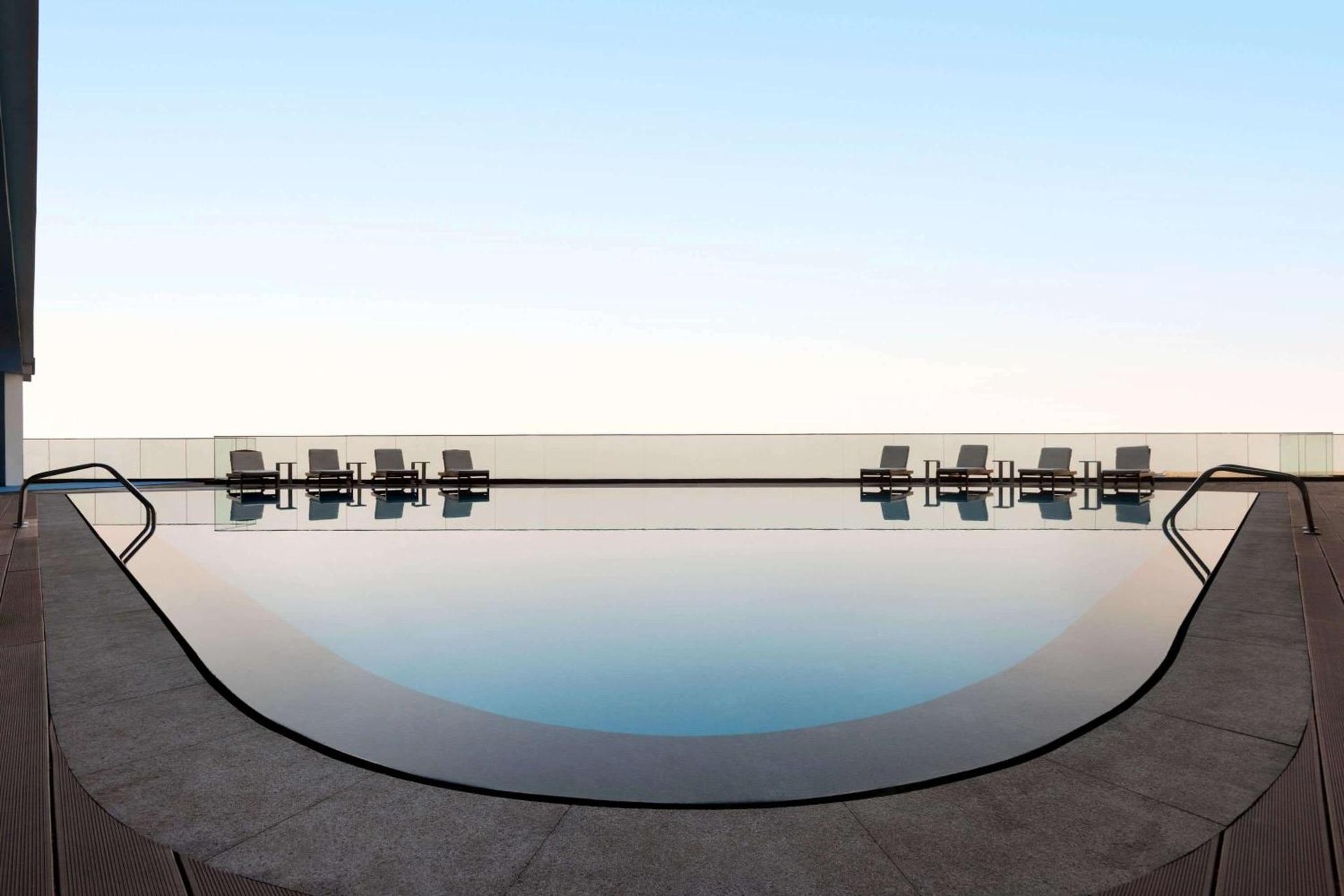 Wyndham Garden Ajman Corniche