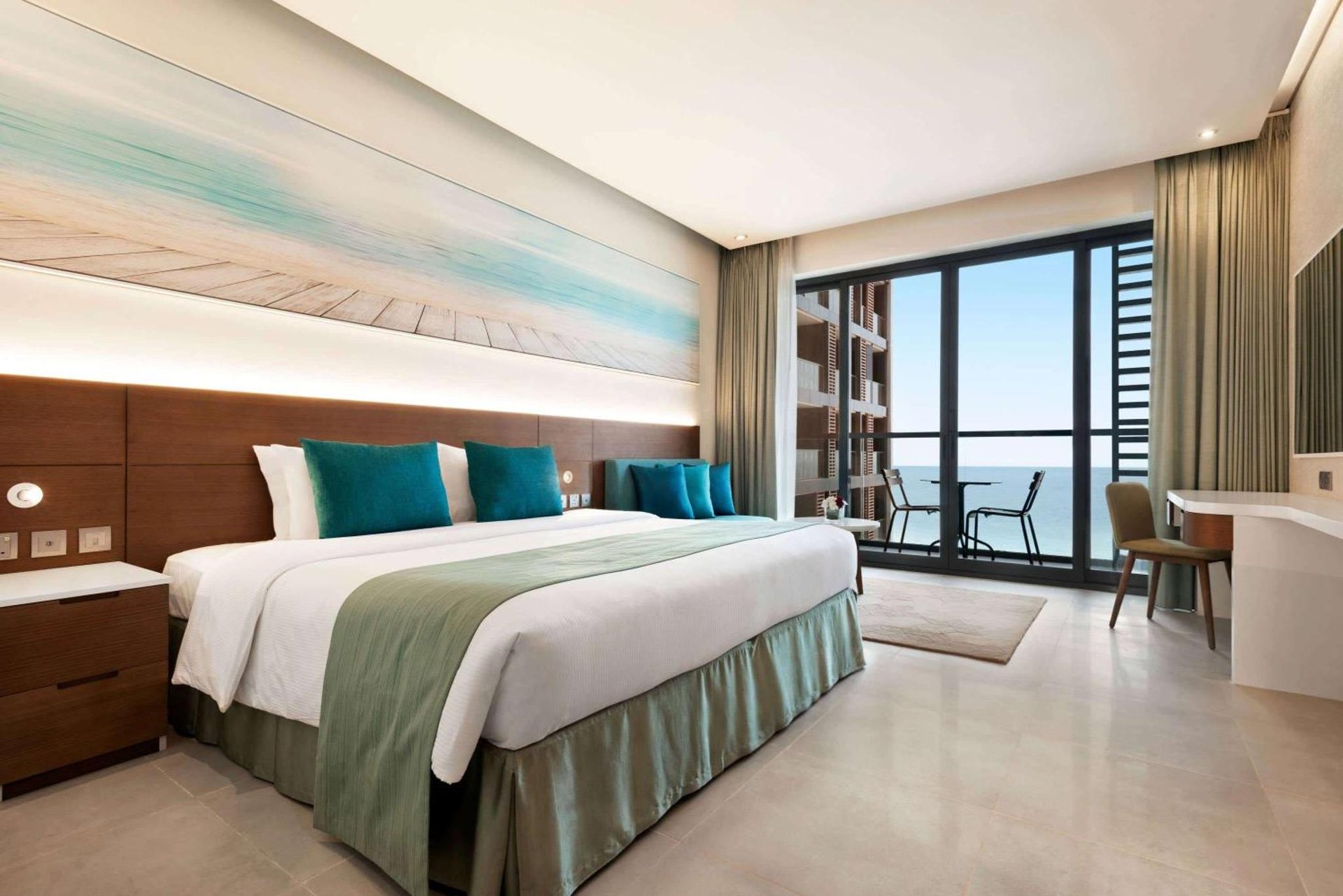 Wyndham Garden Ajman Corniche