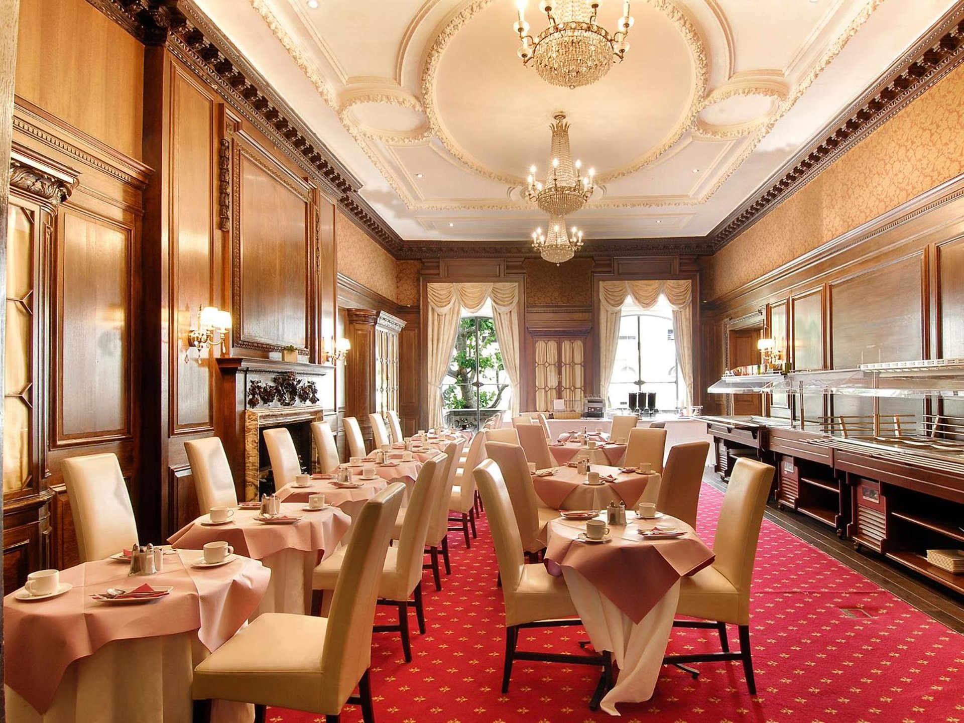 Grand Royale Hyde Park photo 3