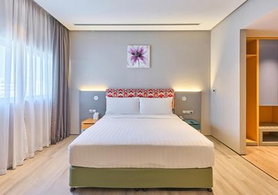 Double Suite with a Living Room