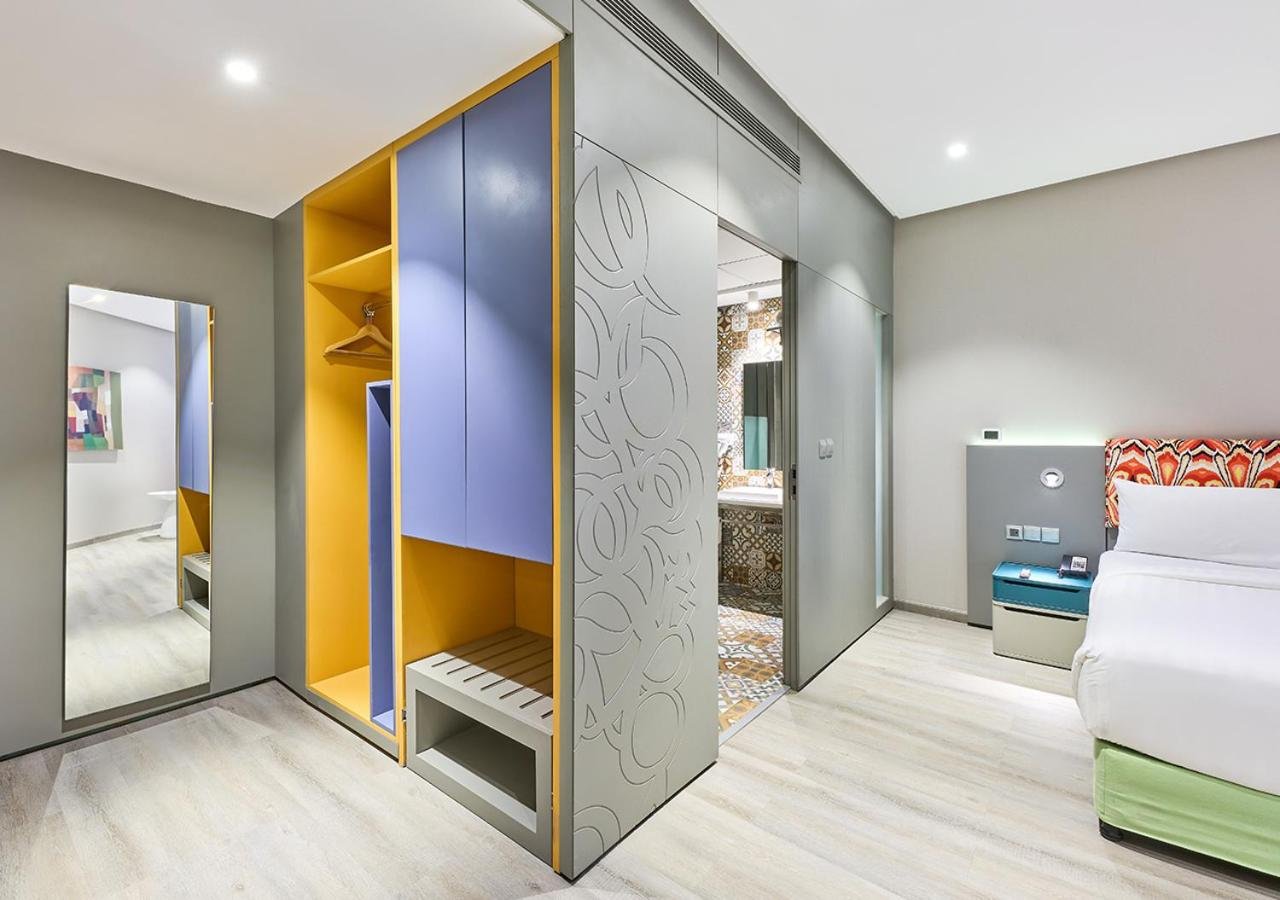 Double Suite with a Living Room