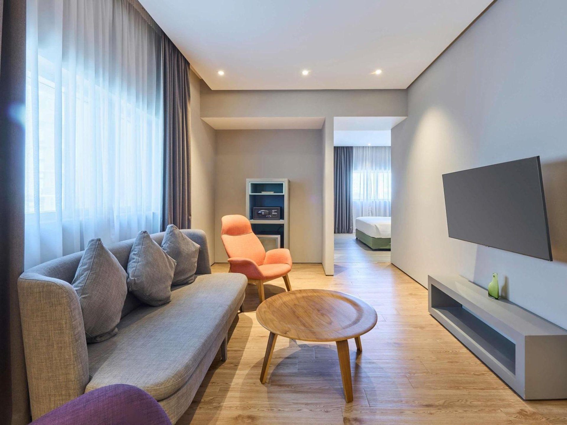 Double Suite with a Living Room