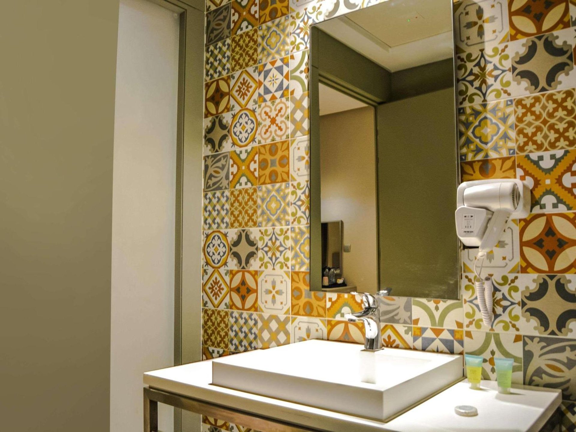 Standard Double Room - City Side