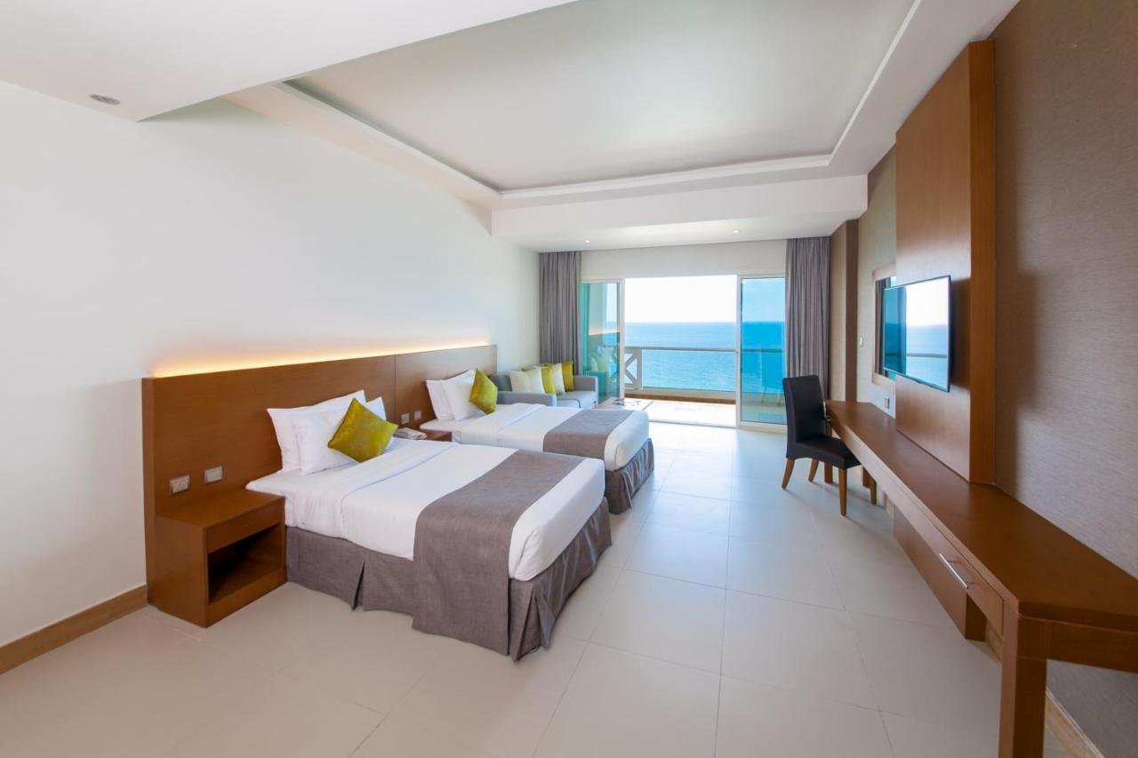 Photo of Executive Suite with One King Bed and Sea View - Non-Smoking #3