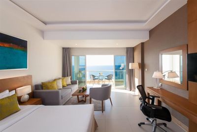 Deluxe Double Room with Sea View - Smoking