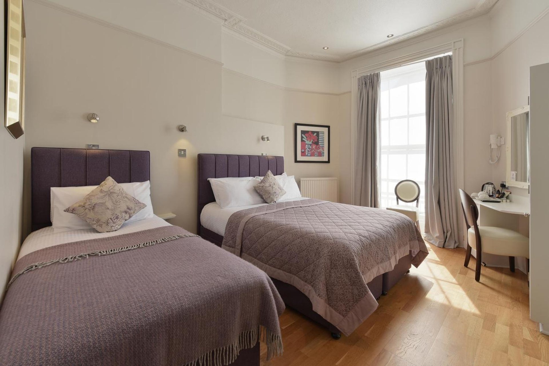Harlingford Hotel photo 1