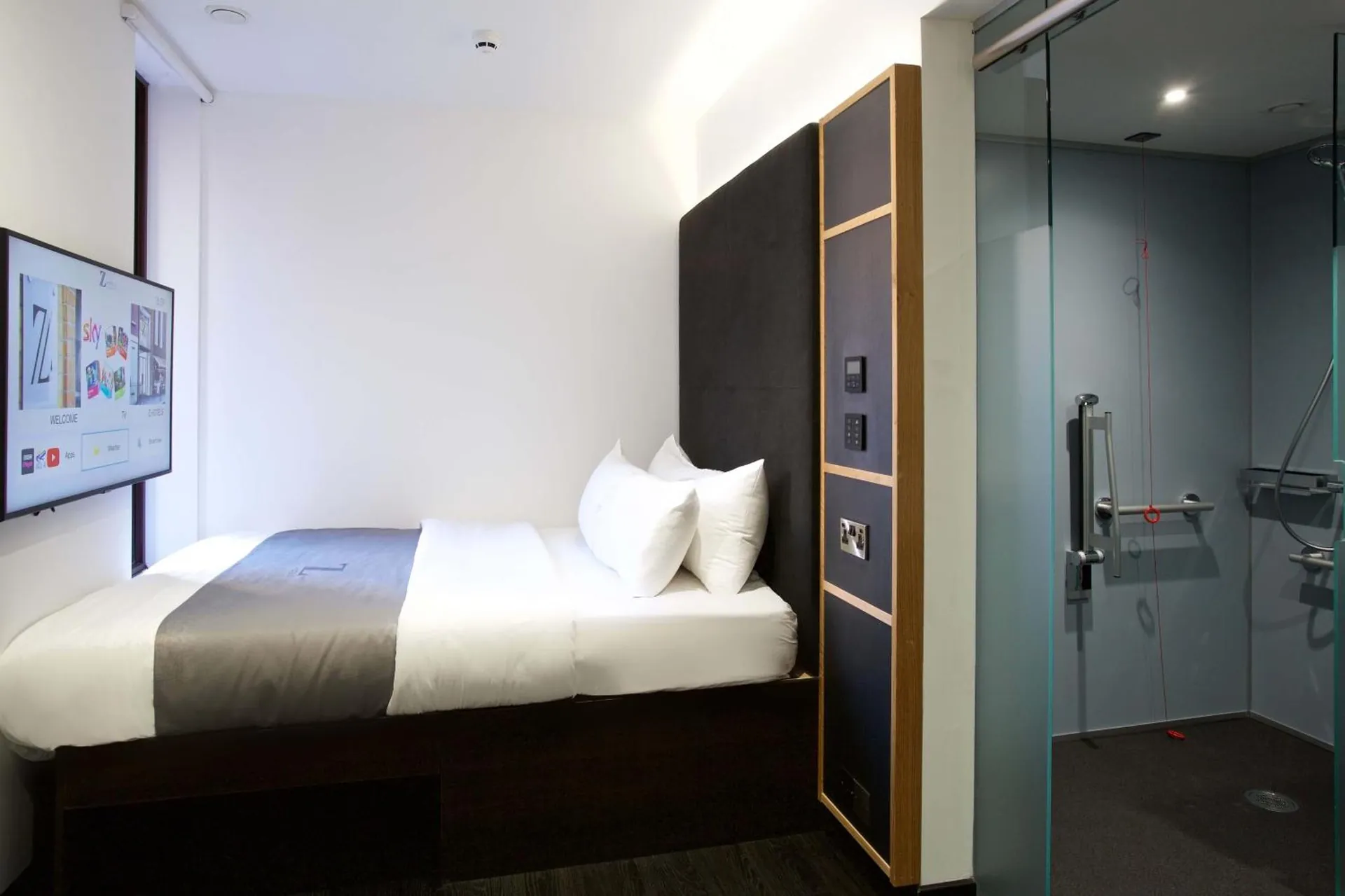 The Z Hotel Trafalgar photo 1