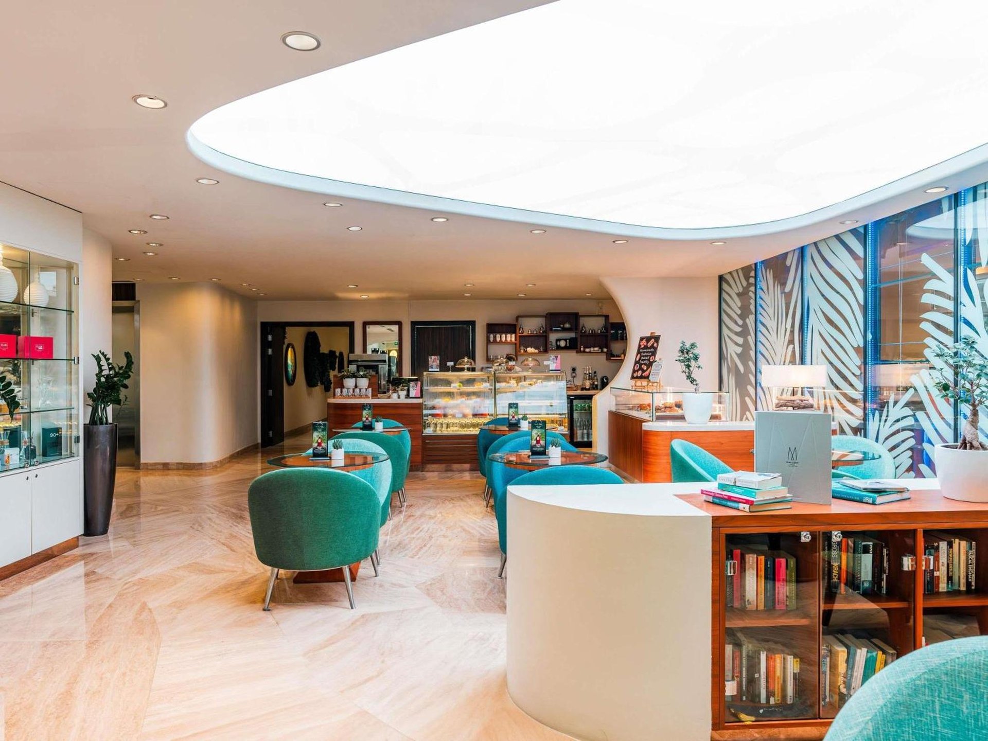 The Retreat Palm Dubai MGallery by Sofitel