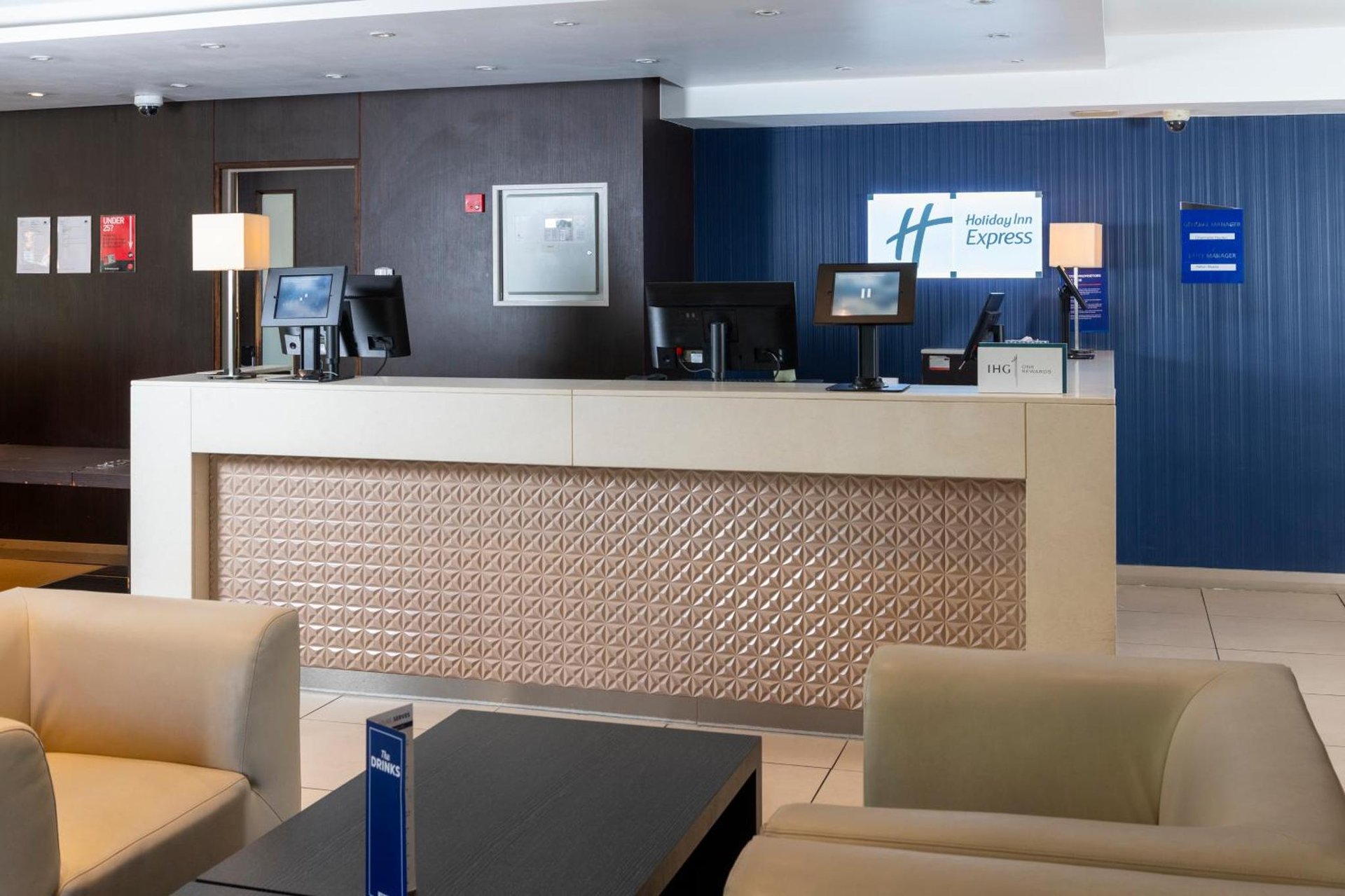 Holiday Inn Express London - Wandsworth by IHG photo 2