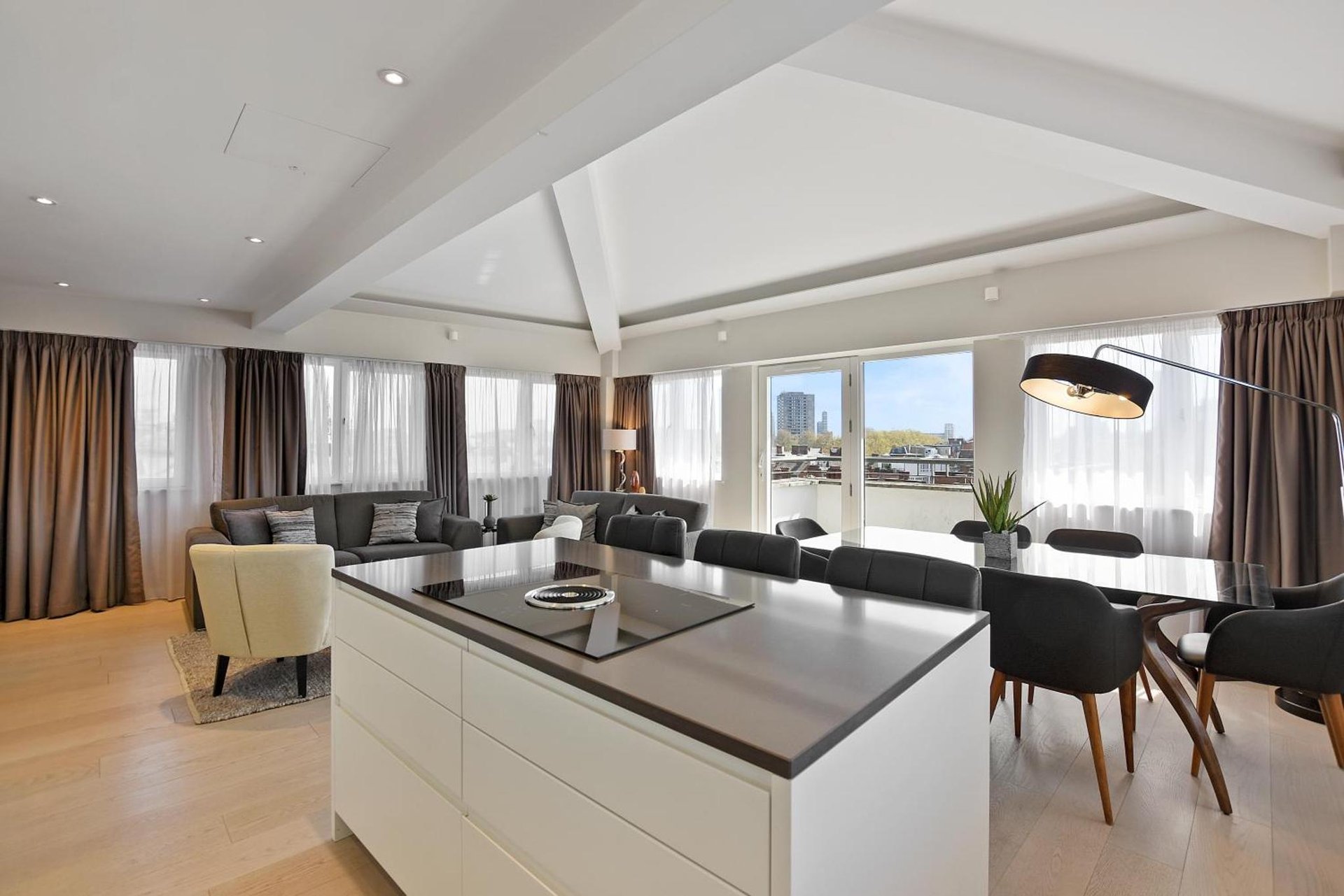 Vauxhall Bridge Road by Aeria Apartments photo 3