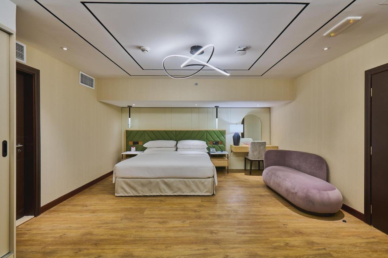 Ramada Hotel, Suites and Apartments by Wyndham Dubai JBR