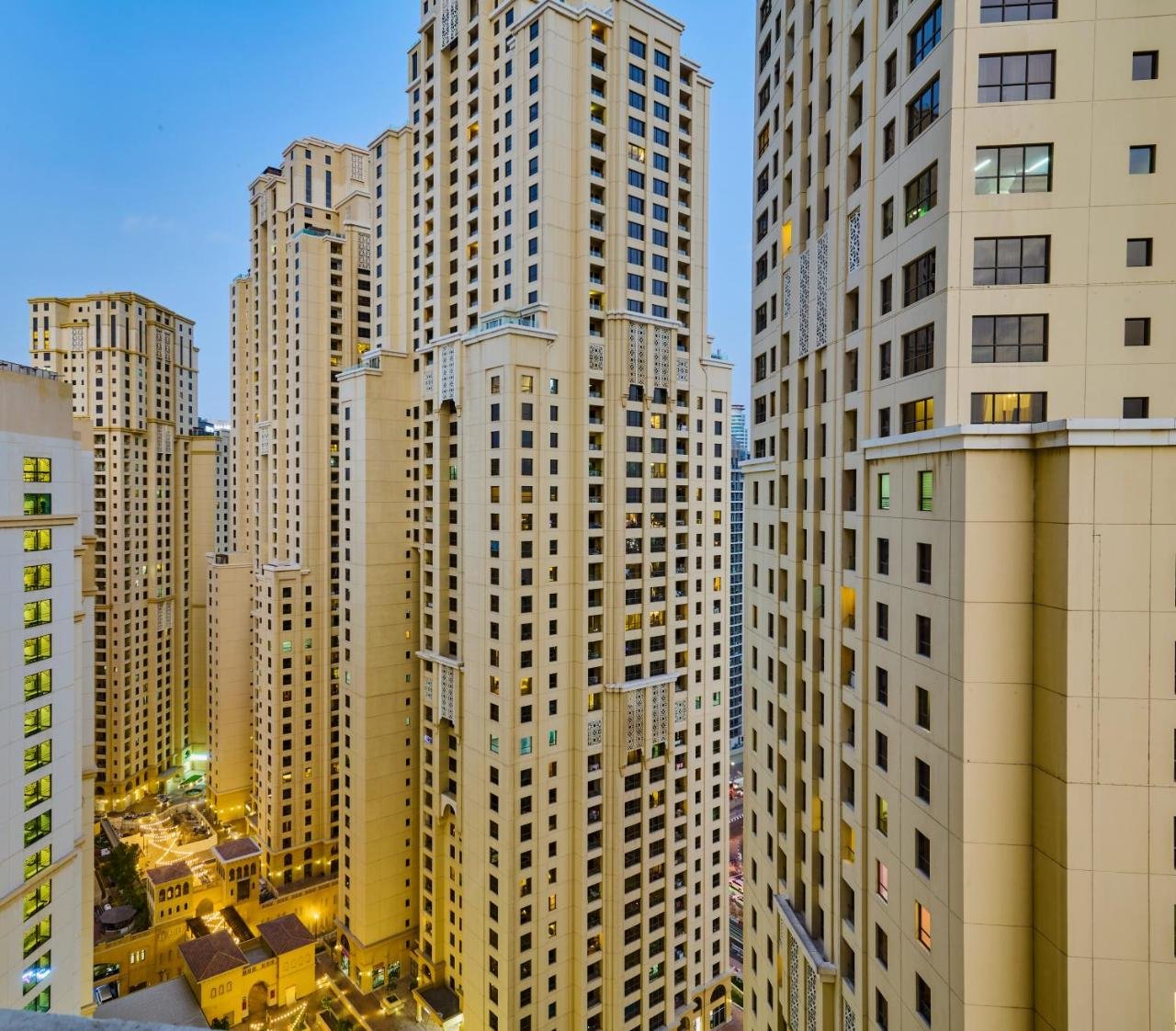 Ramada Hotel, Suites and Apartments by Wyndham Dubai JBR