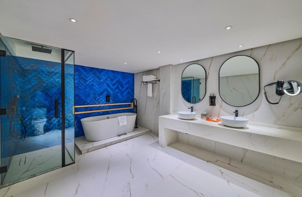 Ramada Hotel, Suites and Apartments by Wyndham Dubai JBR