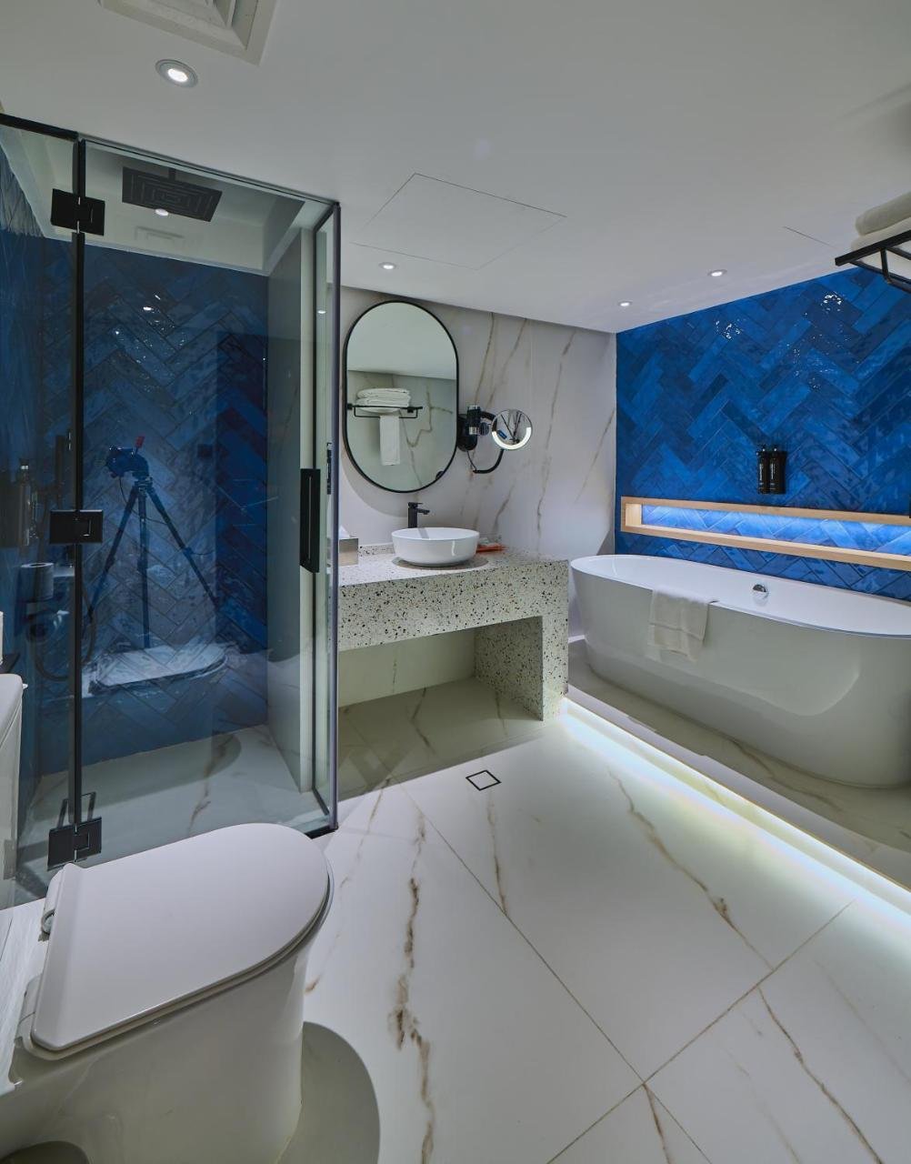 Two-Bedroom Penthouse Suite with Terrace