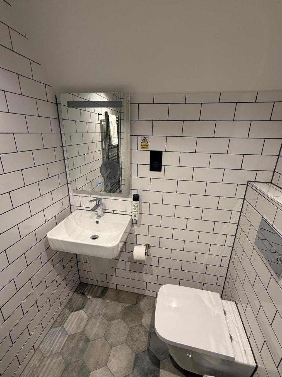 Photo of Single Room #5