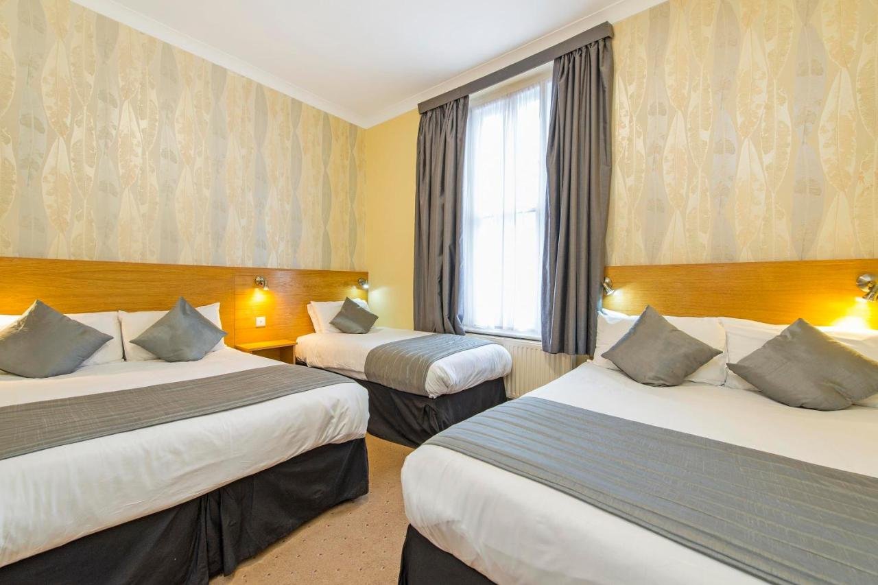 Photo of Quadruple Room #2